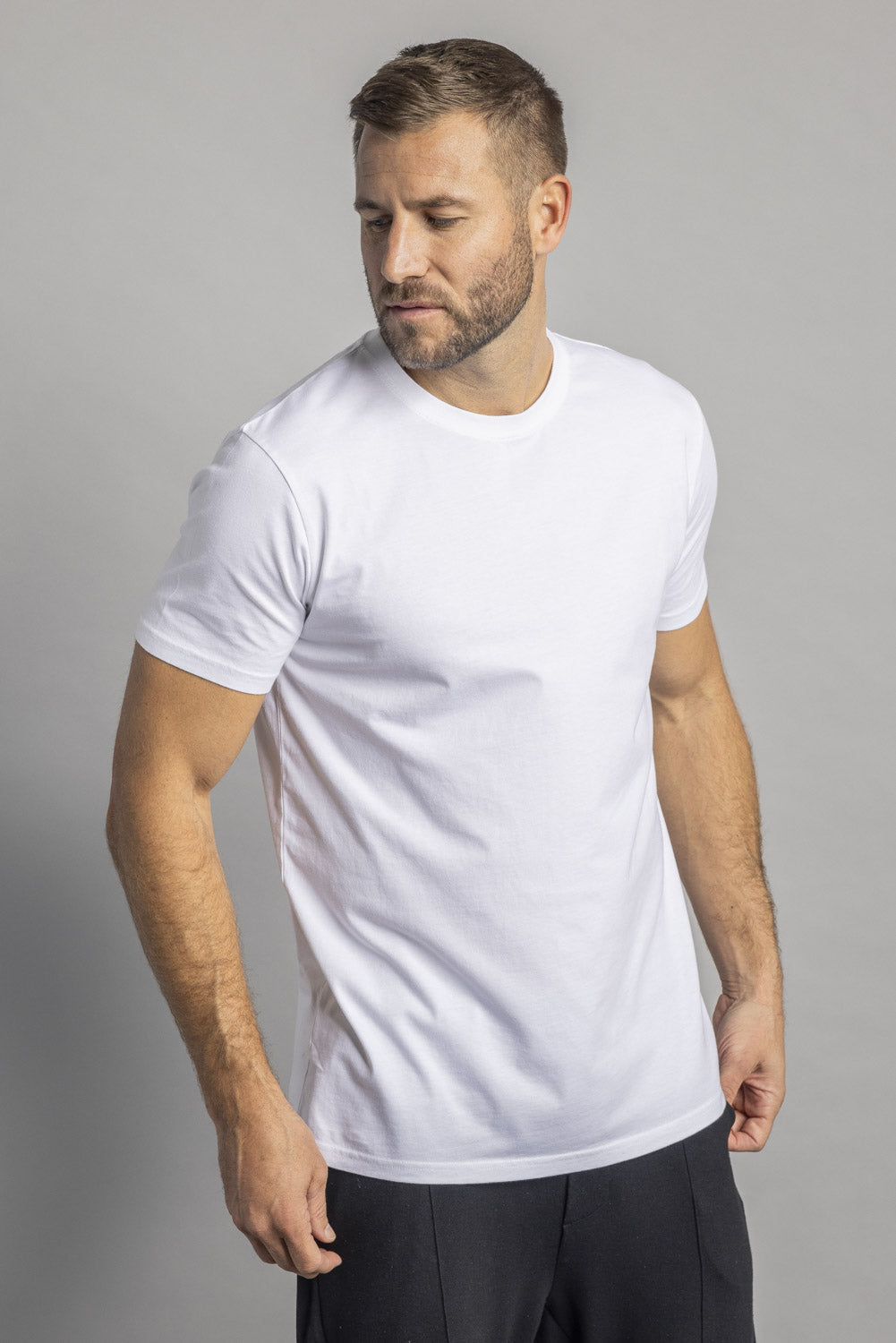 Premium Blank T-Shirt SLIM von Dirts aus Bio Baumwolle