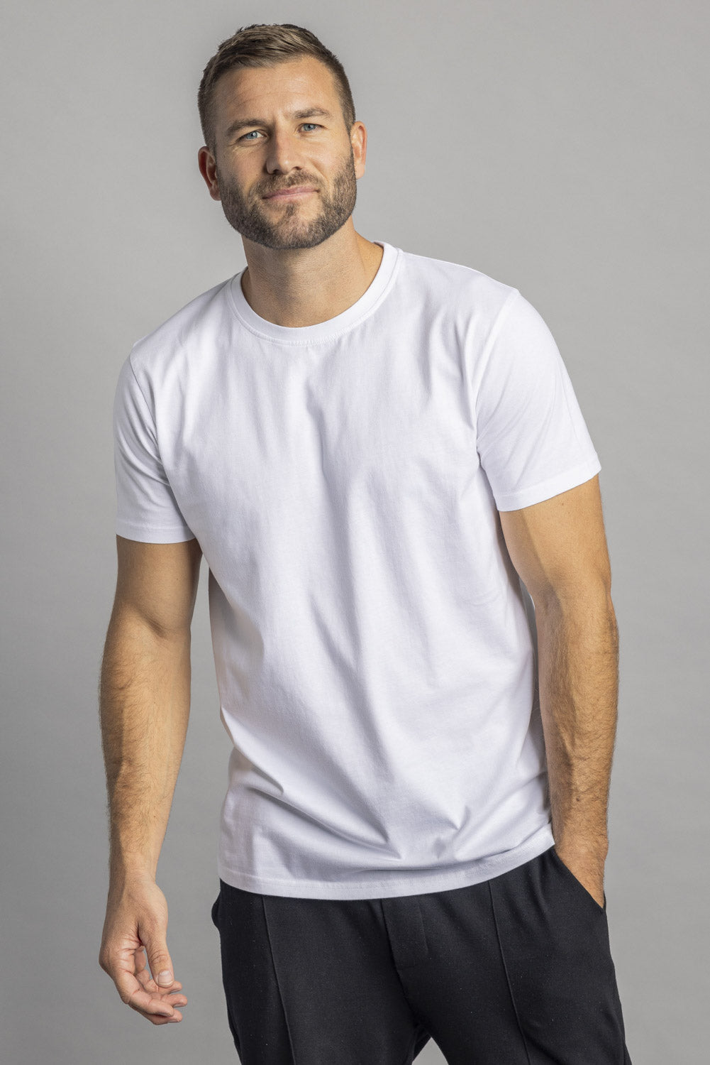 Premium Blank T-Shirt SLIM von Dirts aus Bio Baumwolle