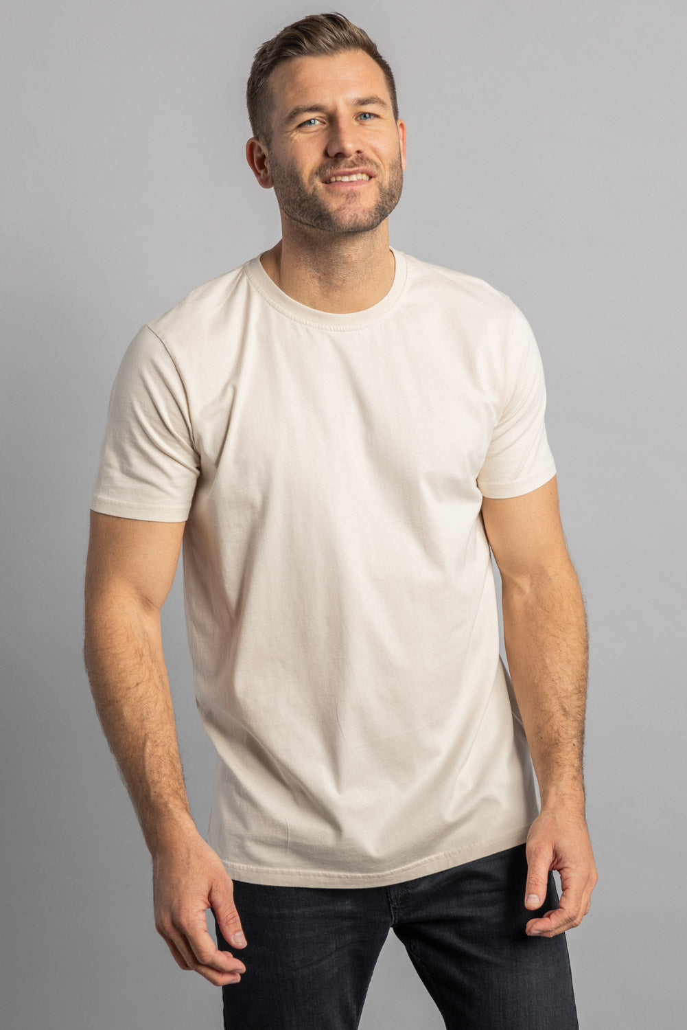 Premium Blank T-Shirt SLIM von Dirts aus Bio Baumwolle