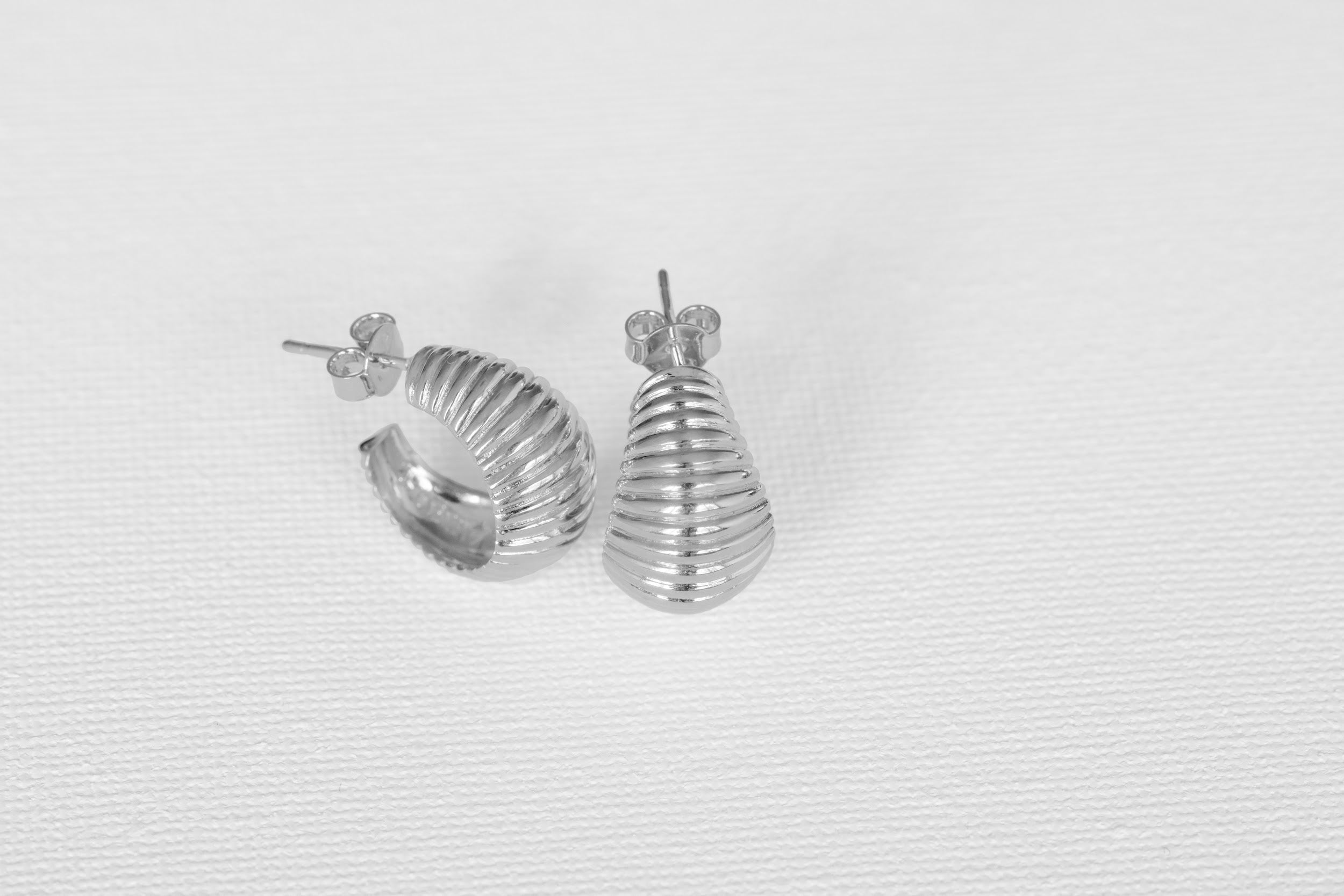 Small earrings SAVOY