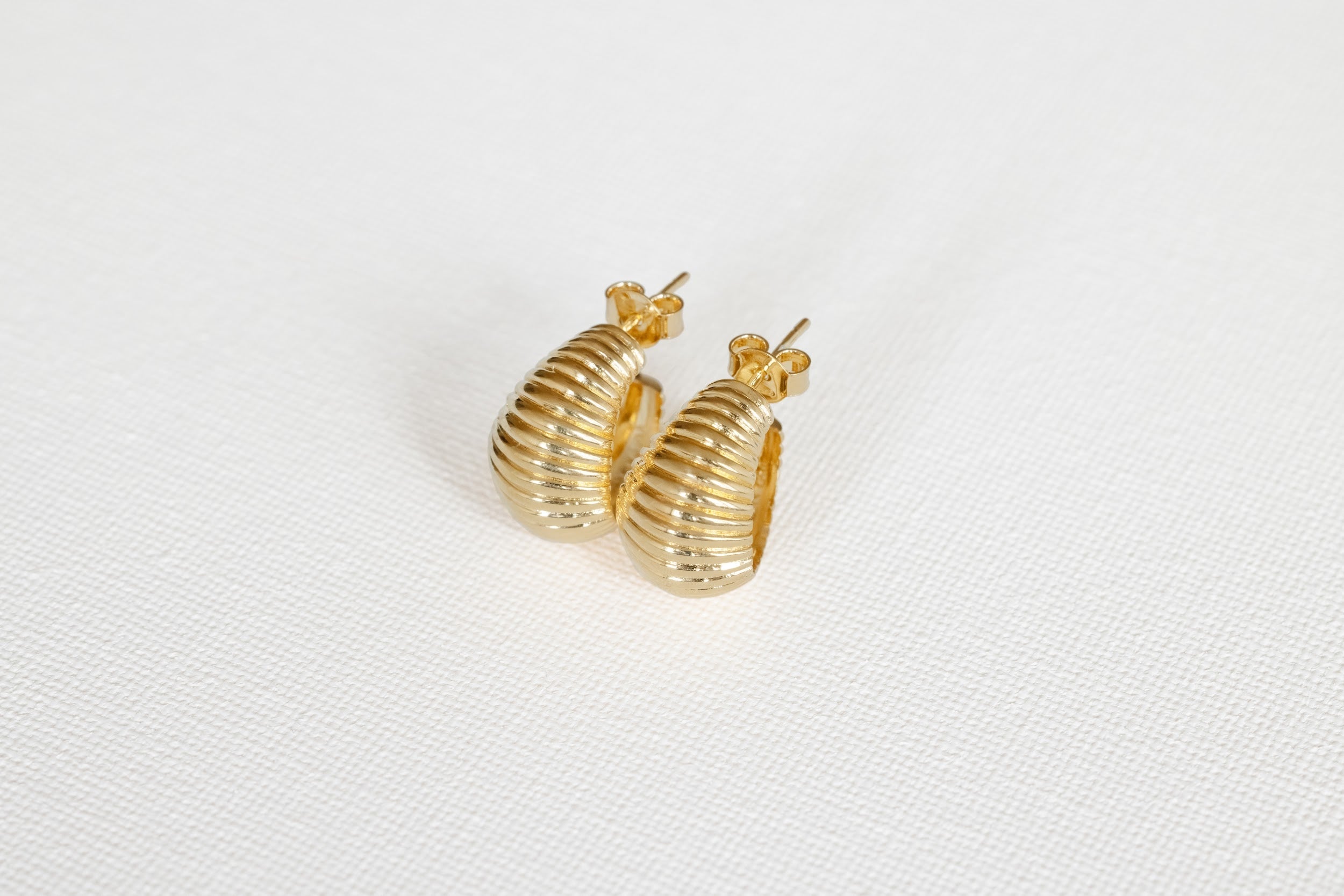 Small Hoops SAVOY in gold by V Design Lab