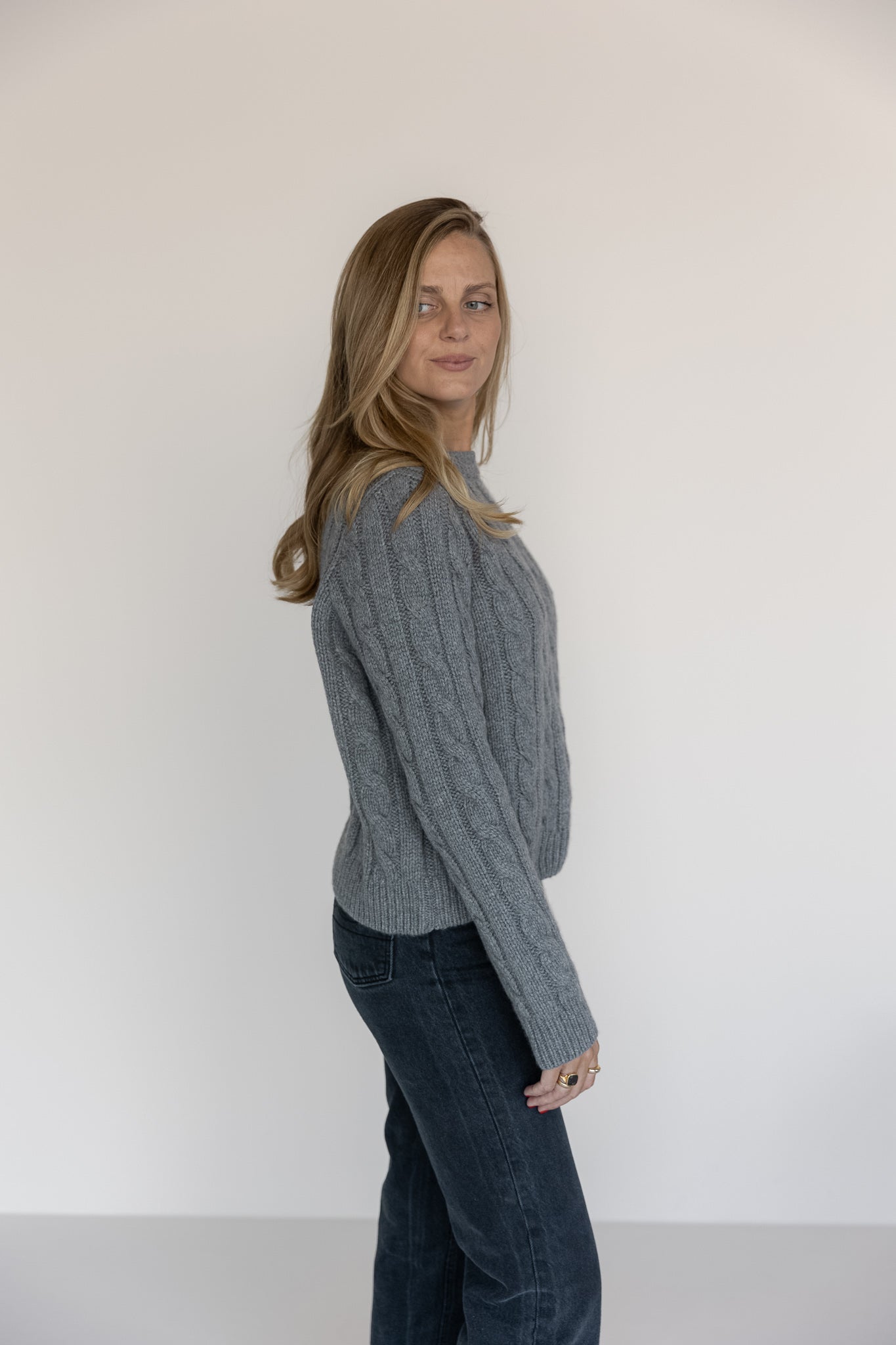 Cable Knit Sweater Cashmere Grey von Pura Clothing