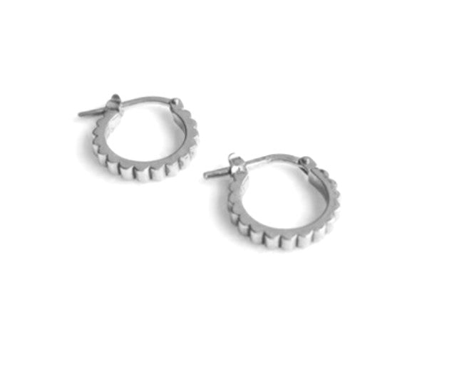 INGRANAGGI mini hoop earrings with clasp