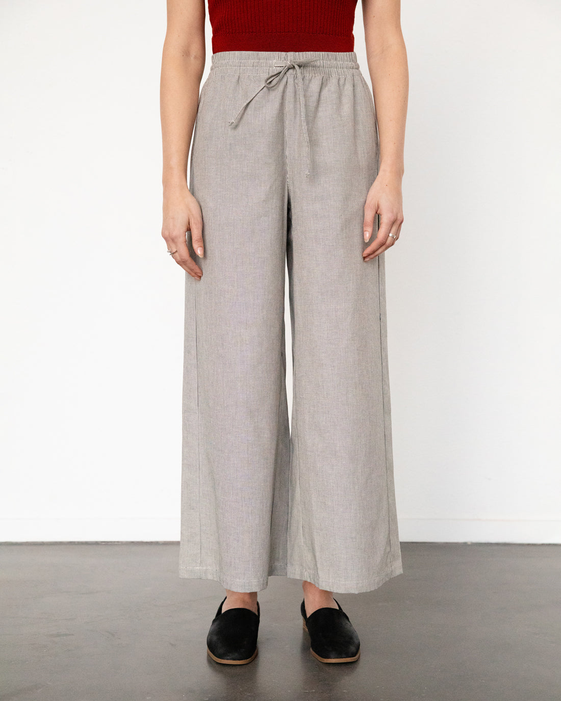 Graue Weite Hose aus 100% Bio-Baumwolle von Rotholz