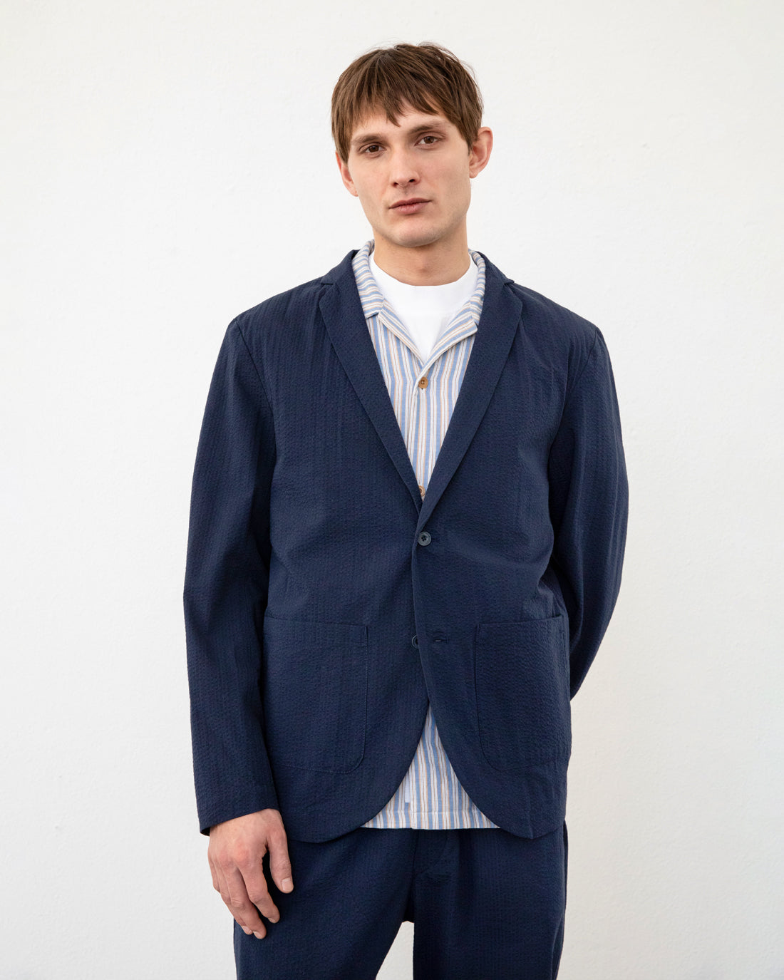Dunkelblauer Blazer aus 100% Bio-Baumwolle von Rotholz