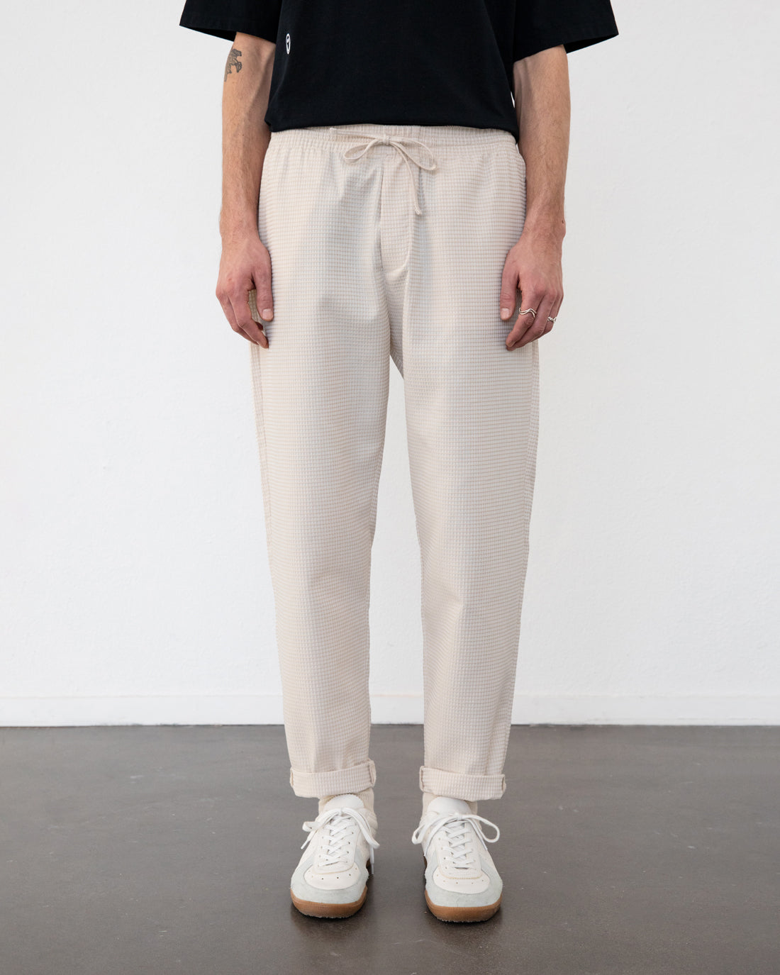 Beige waffle pants made from 100% organic cotton by Rotholz