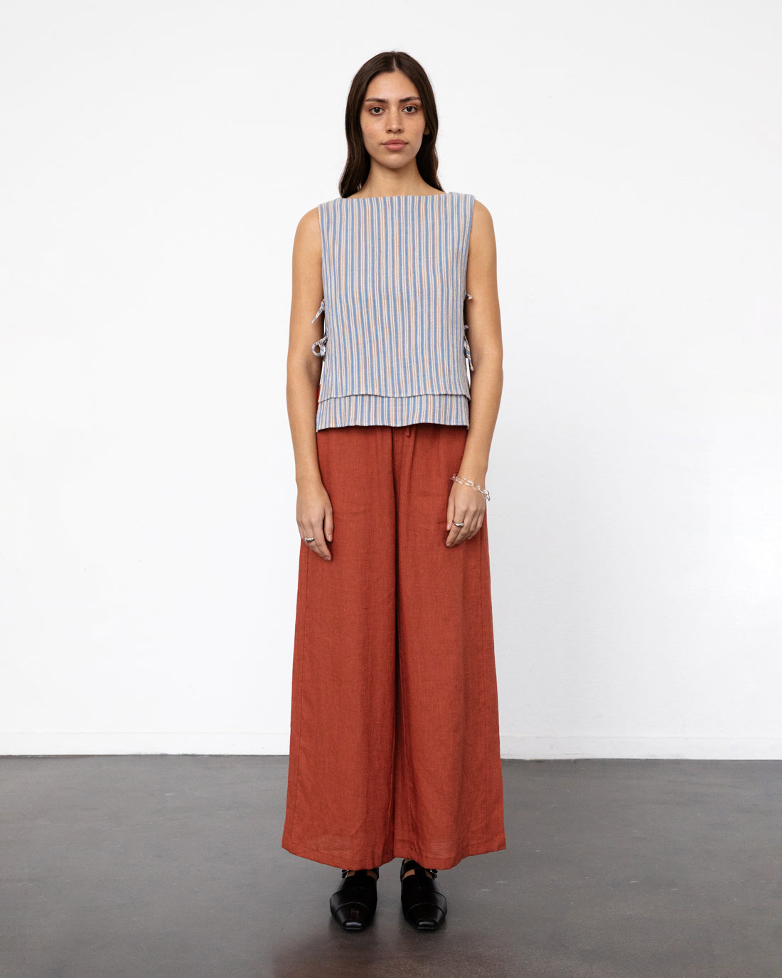 Grey striped wrap top made from 100% organic cotton by Rotholz