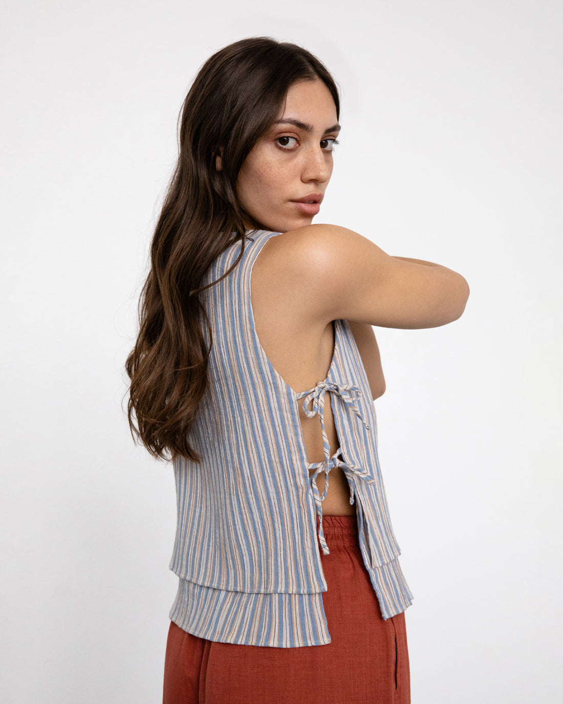 Grey striped wrap top made from 100% organic cotton by Rotholz