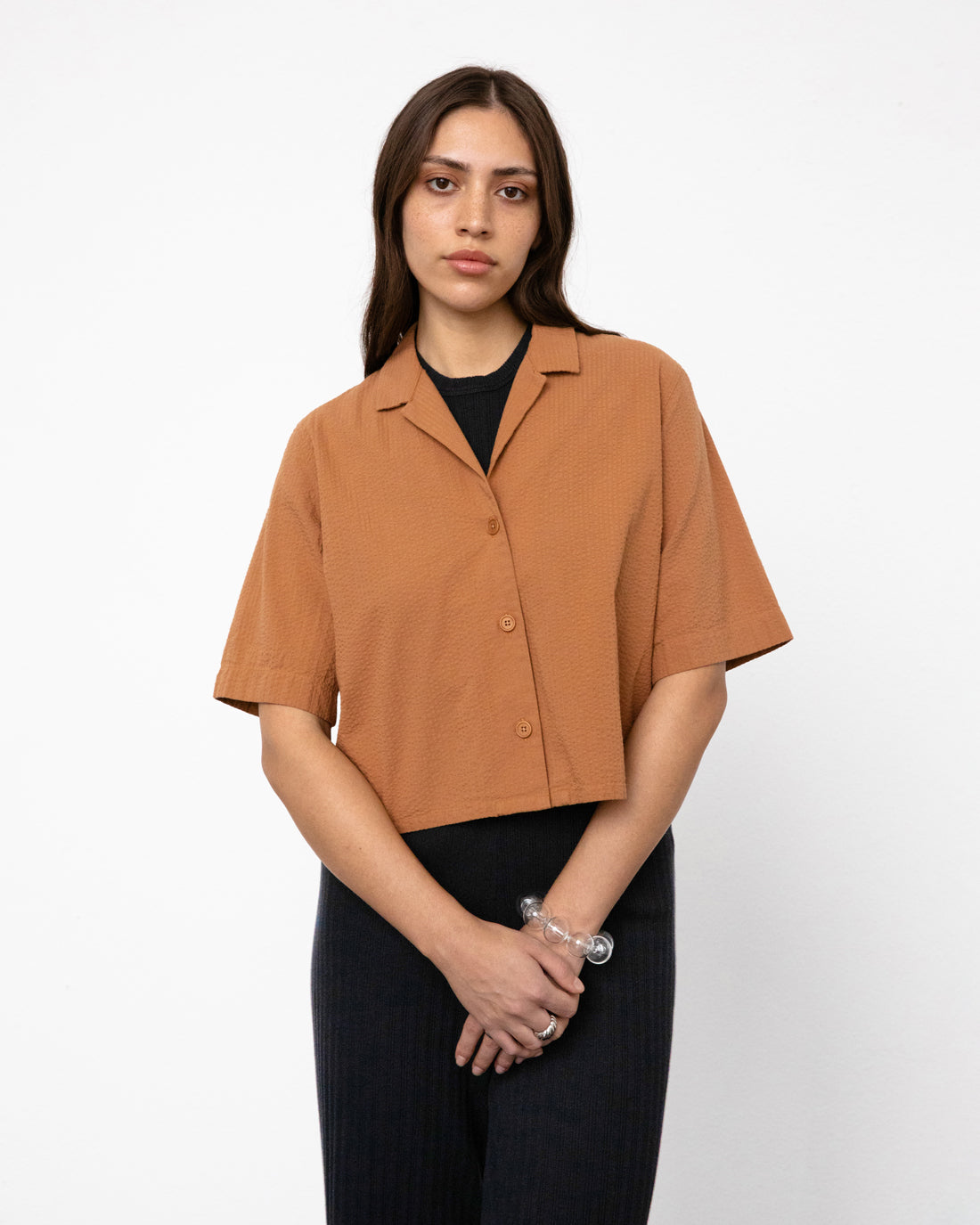 Light brown shirt made from 100% organic cotton from Rotholz