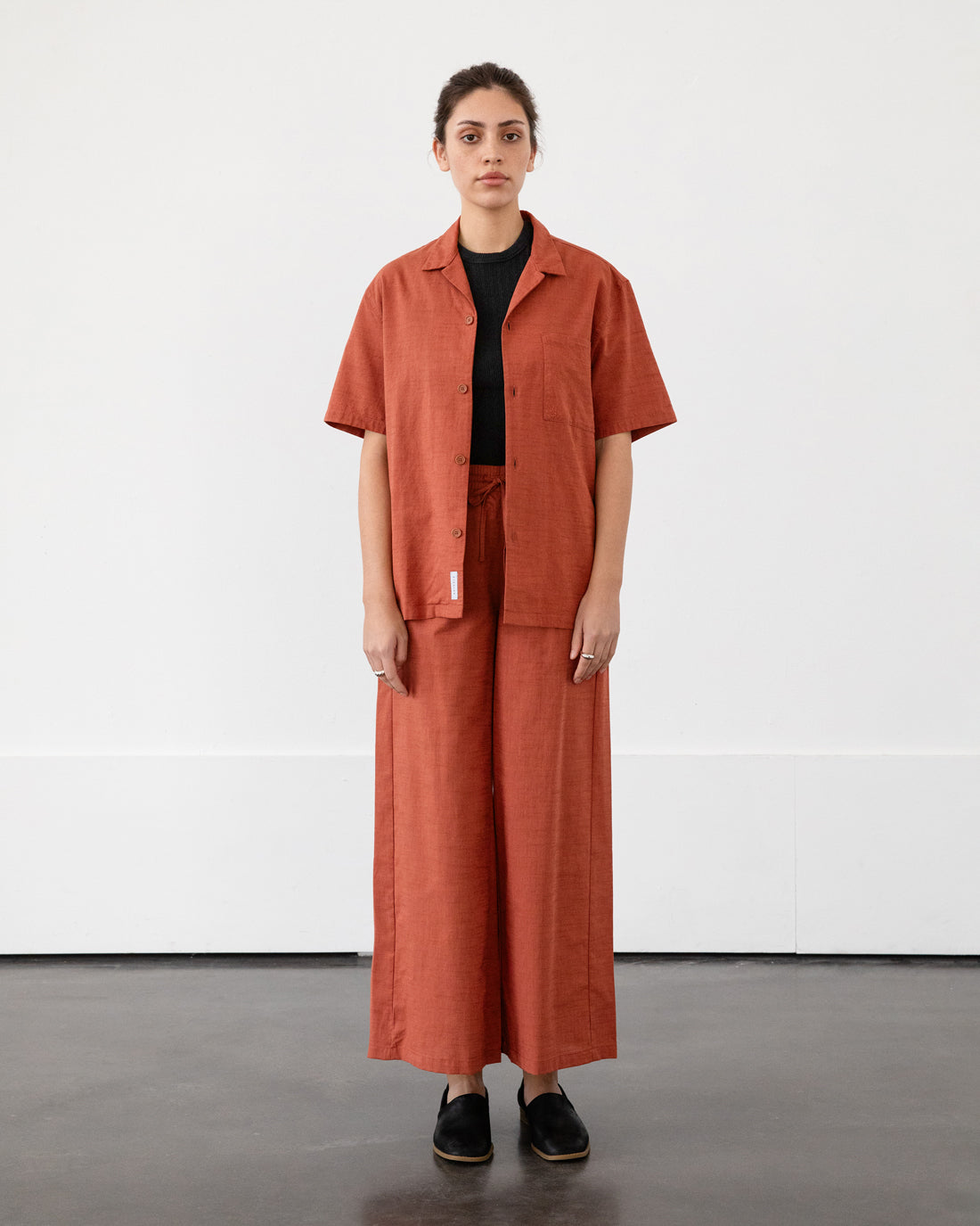 Red bowling shirt made from 100% organic cotton by Rotholz