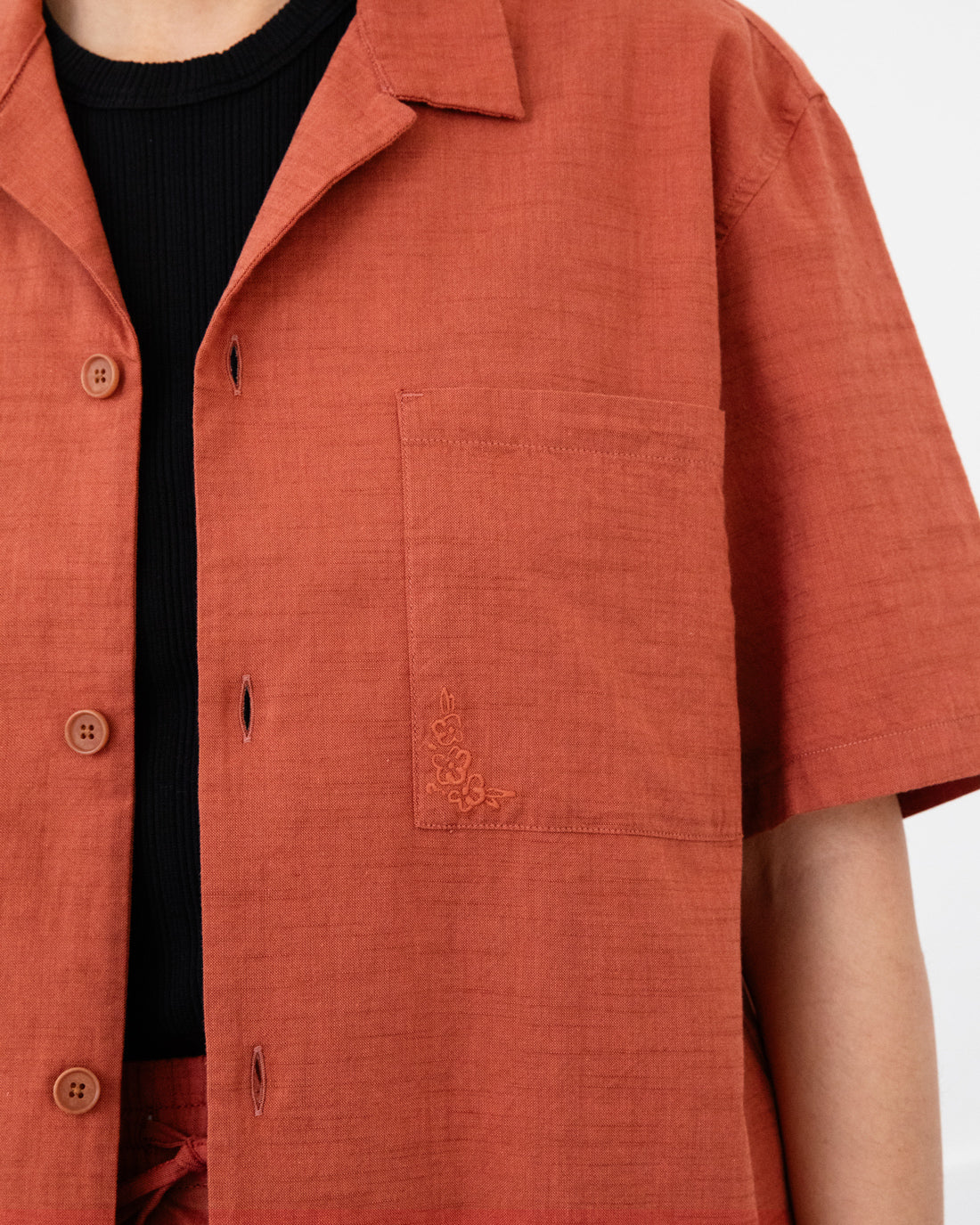 Red bowling shirt made from 100% organic cotton by Rotholz