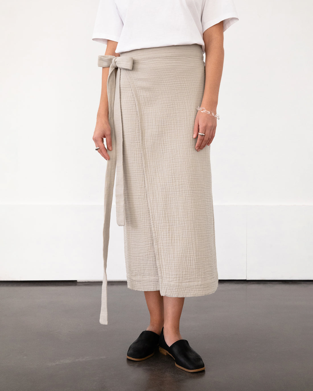 Beige wrap skirt made from 100% organic cotton by Rotholz