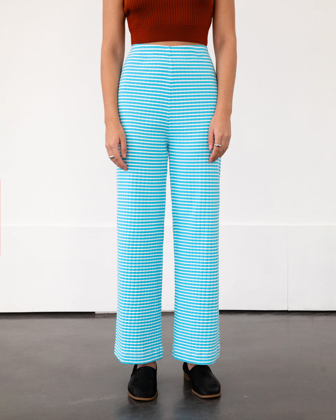 Blue trousers made from 100% organic cotton by Rotholz