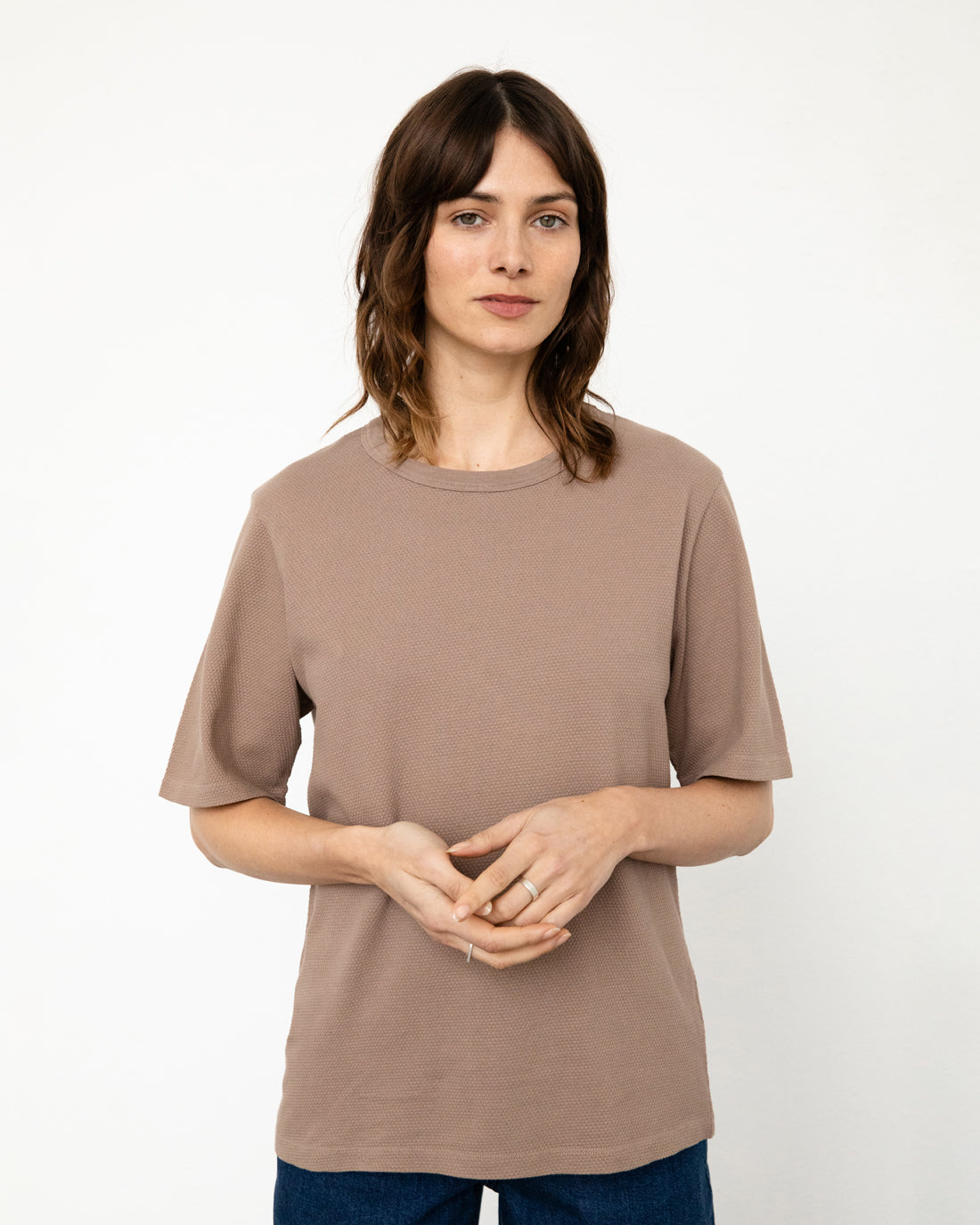 Brown T-shirt waffle made of 100% organic cotton by Rotholz