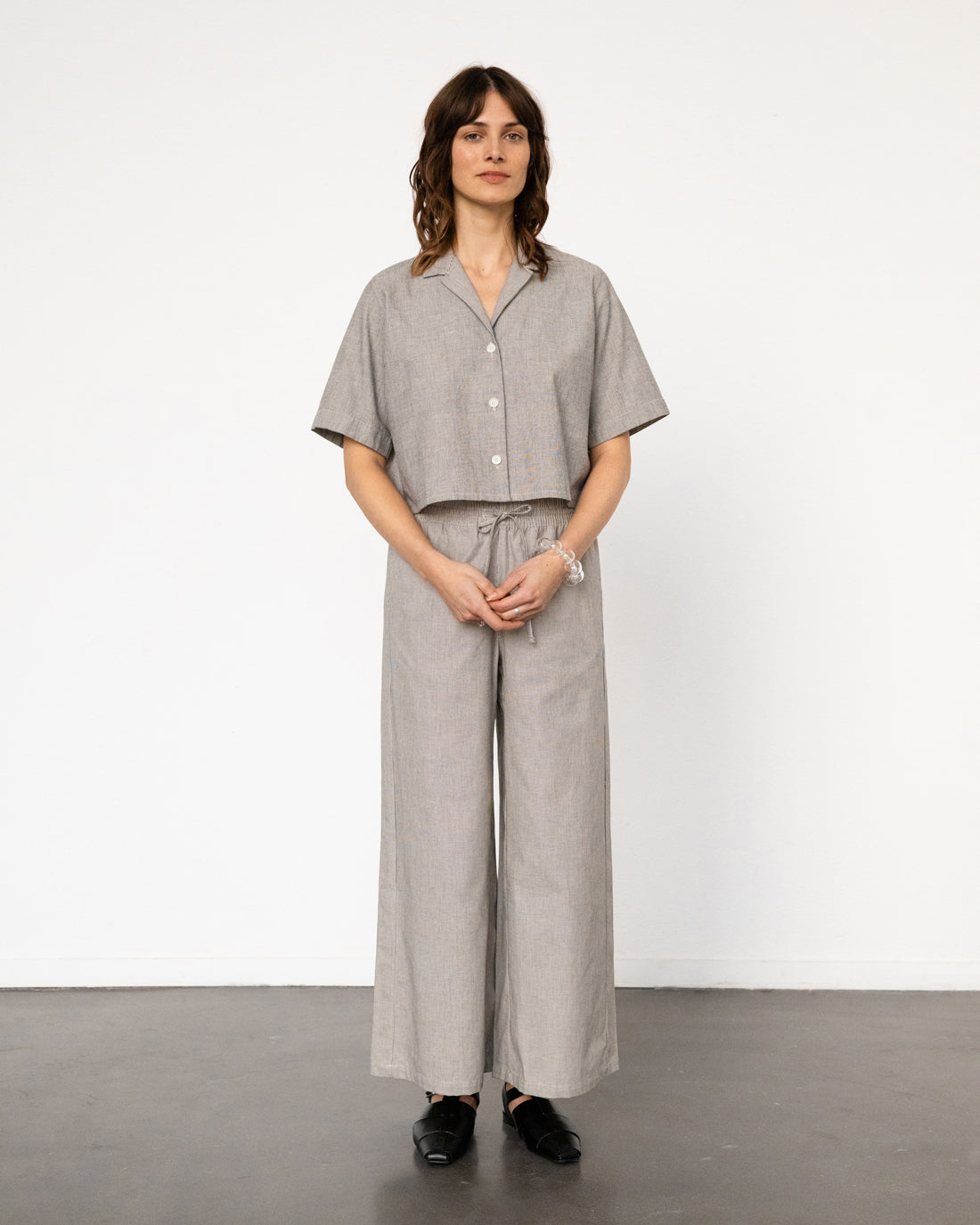 Graue Weite Hose aus 100% Bio-Baumwolle von Rotholz