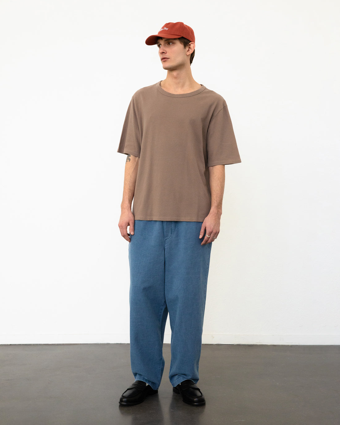 T-shirt gaufré marron 100 % coton biologique de Rotholz