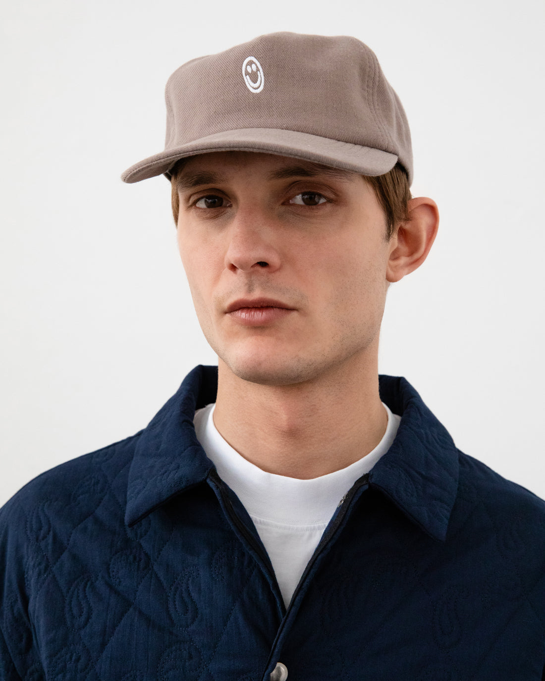 Dunkelblaue Steppjacke aus 100% Bio-Baumwolle von Rotholz