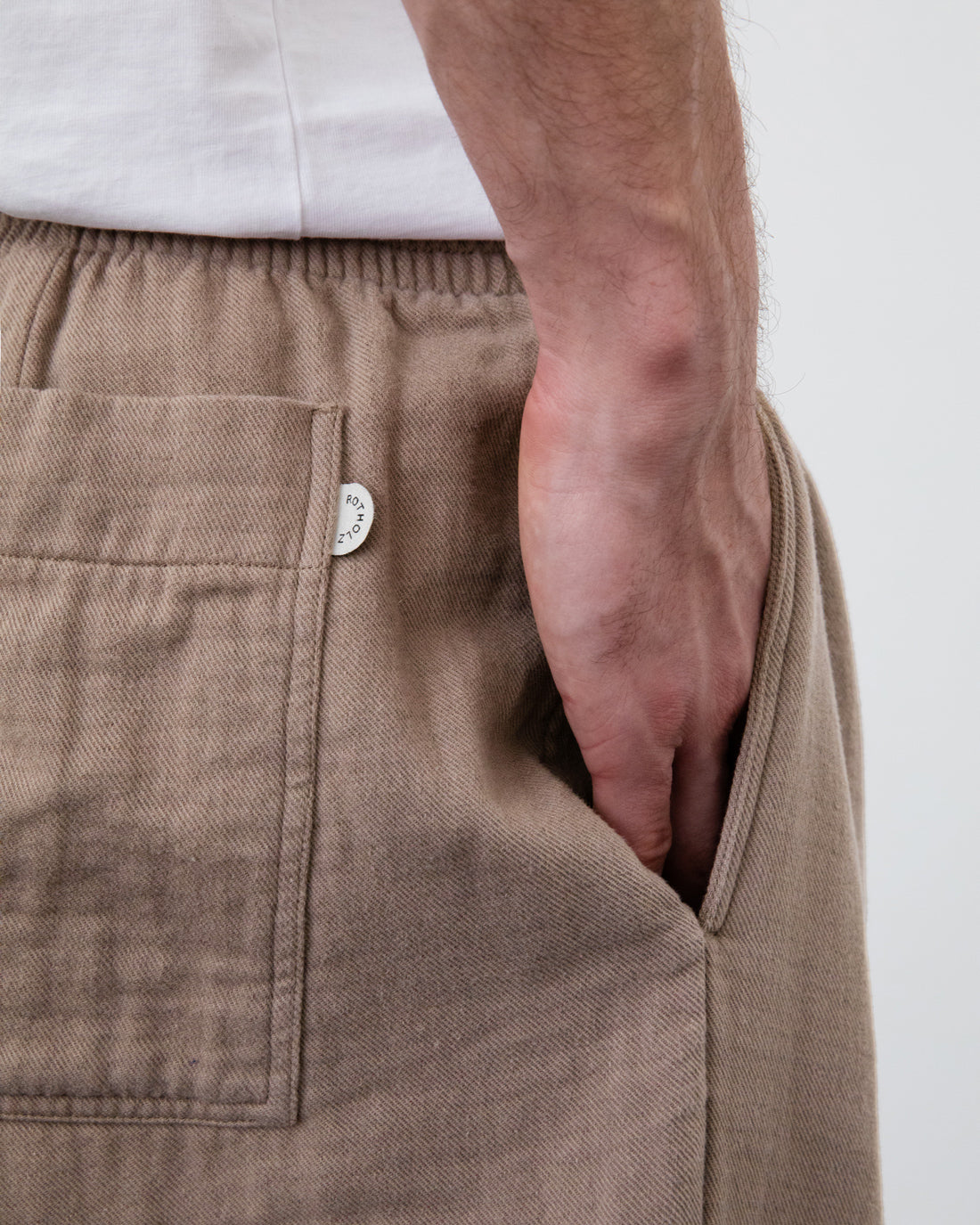 Pantalon large marron en coton 100 % biologique de Rotholz