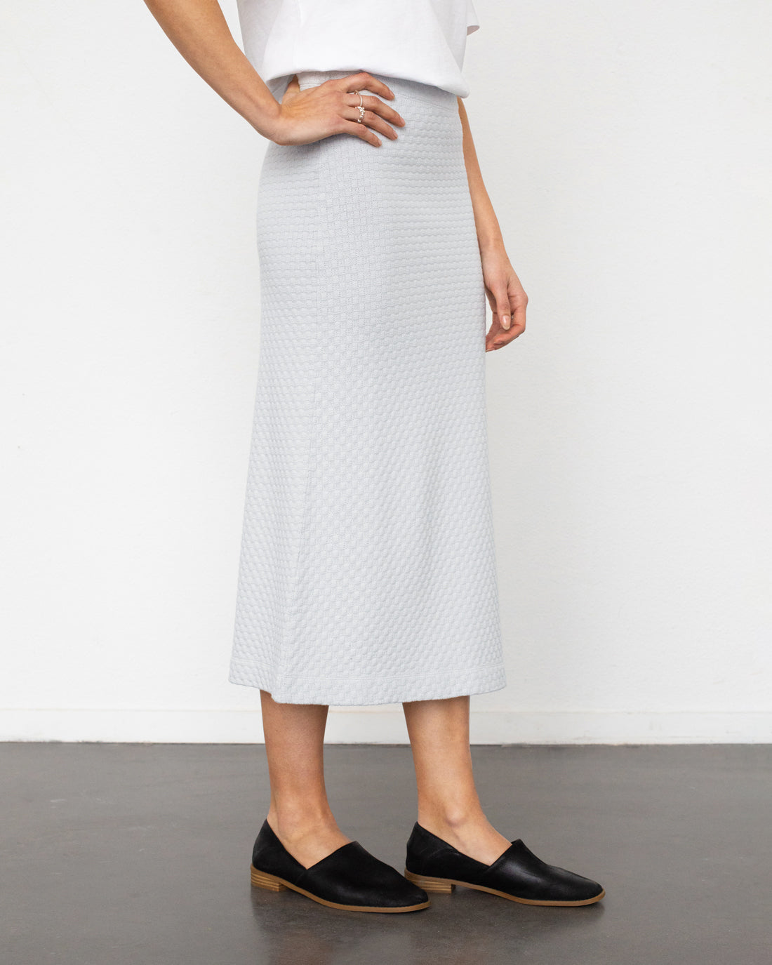Grey skirt made of 100% organic cotton by Rotholz