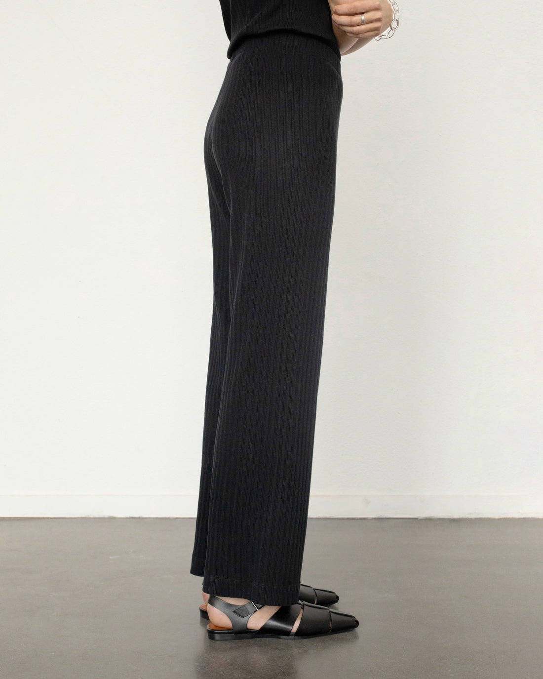 Pantalon noir en coton 100% biologique de Rotholz