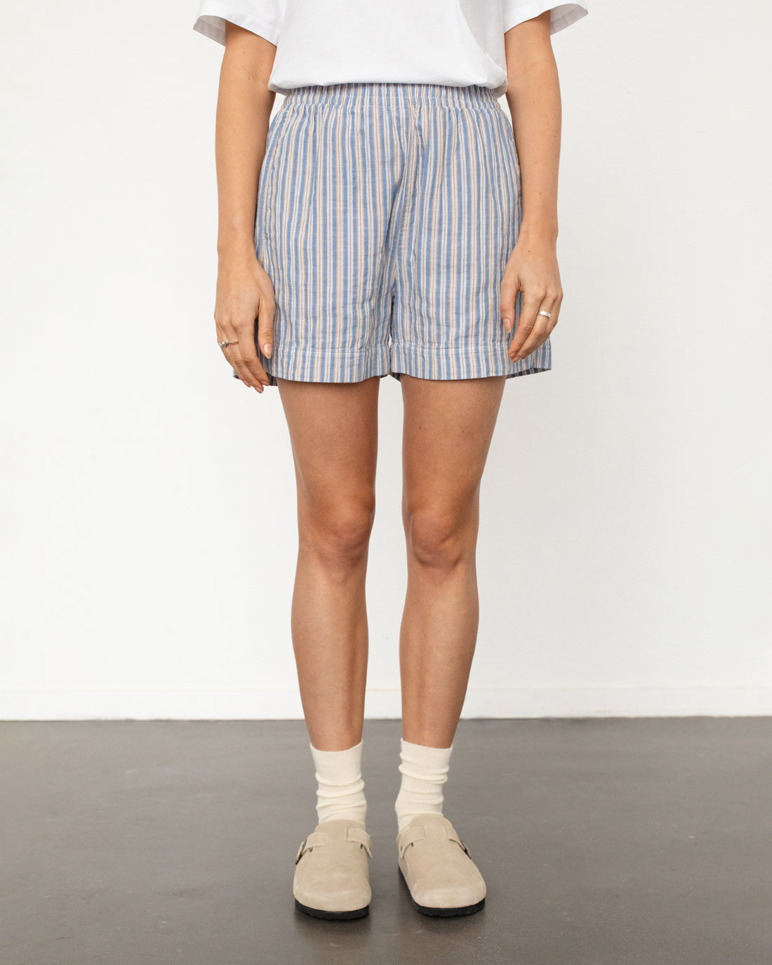Gestreifte kurze Hose aus 100% Bio-Baumwolle von Rotholz