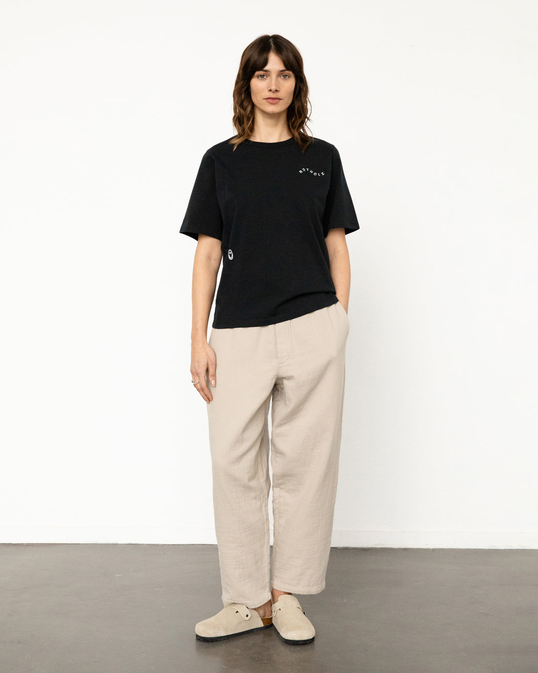 Black T-Shirt Wavy Logo made of 100% organic cotton by Rotholz
