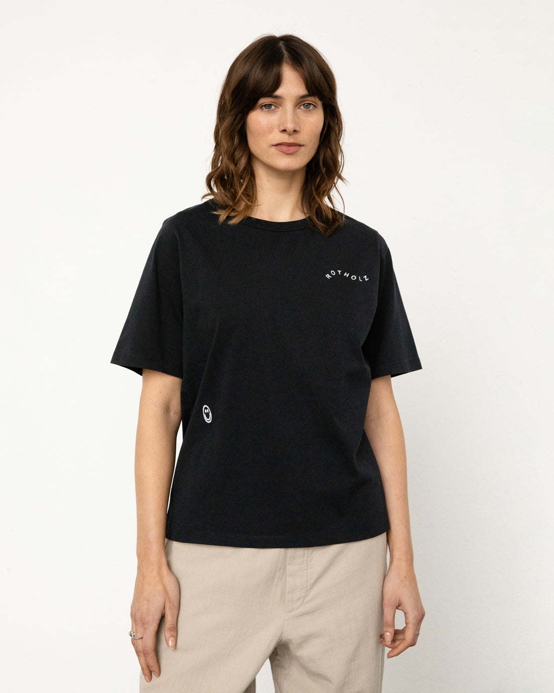 Black T-Shirt Wavy Logo made of 100% organic cotton by Rotholz