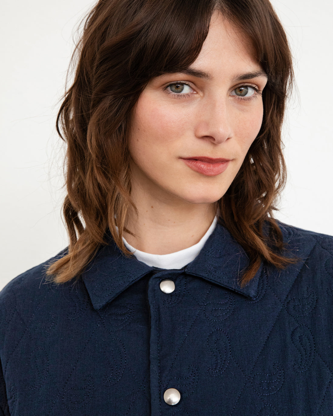 Dark blue quilted jacket made of 100% organic cotton by Rotholz