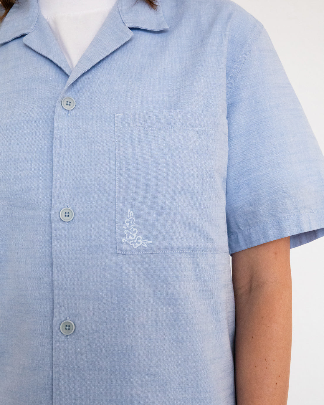 Blue bowling shirt made from 100% organic cotton by Rotholz