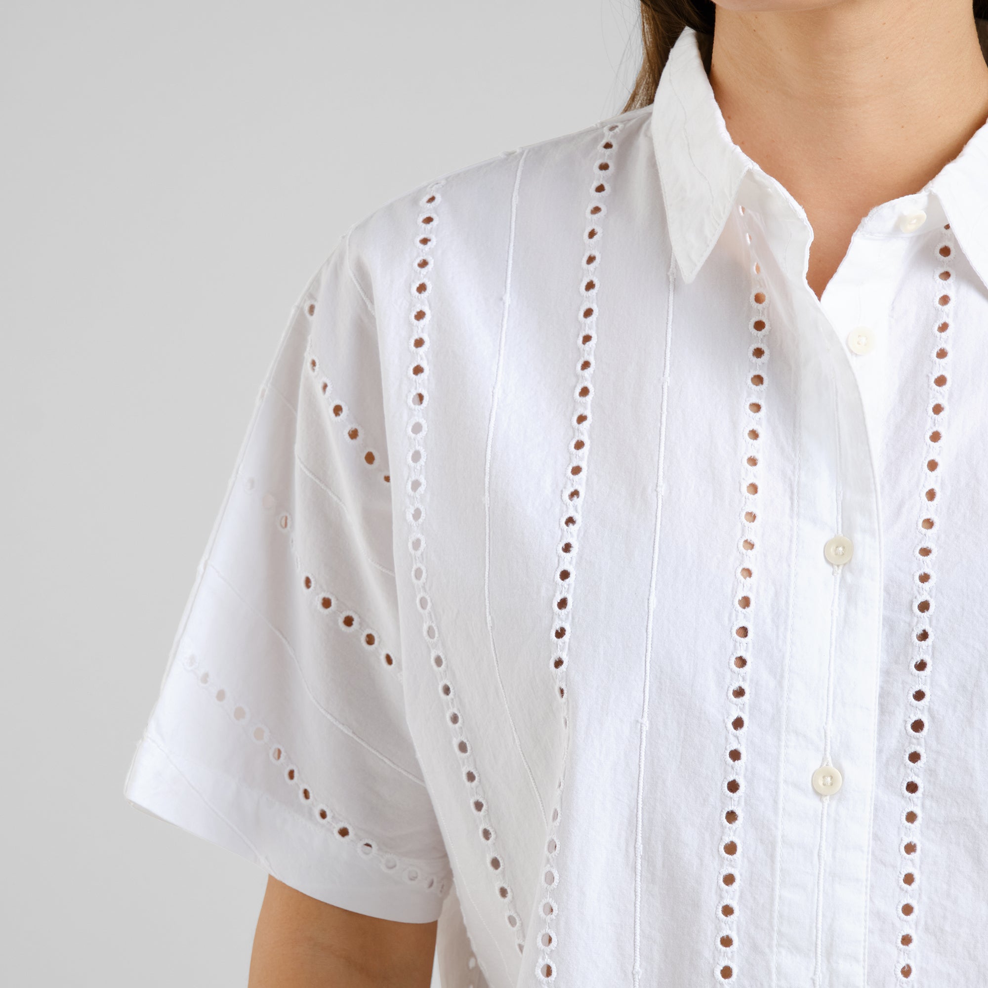Blouse Schiffli made of organic cotton by Dedicated in white