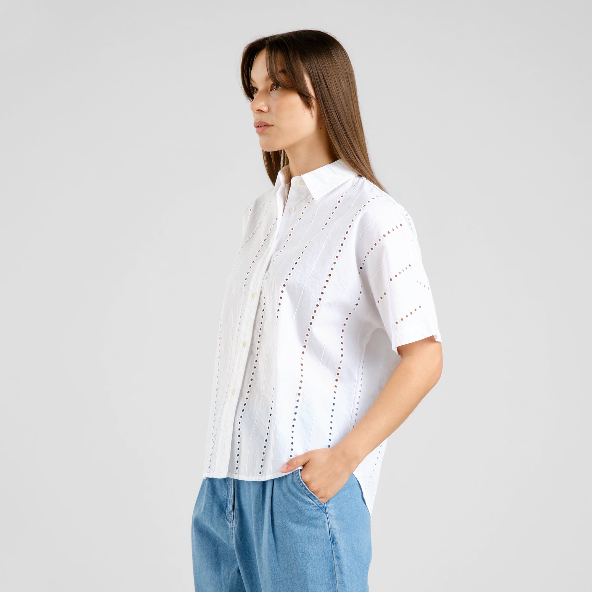 Blouse Schiffli made of organic cotton by Dedicated in white