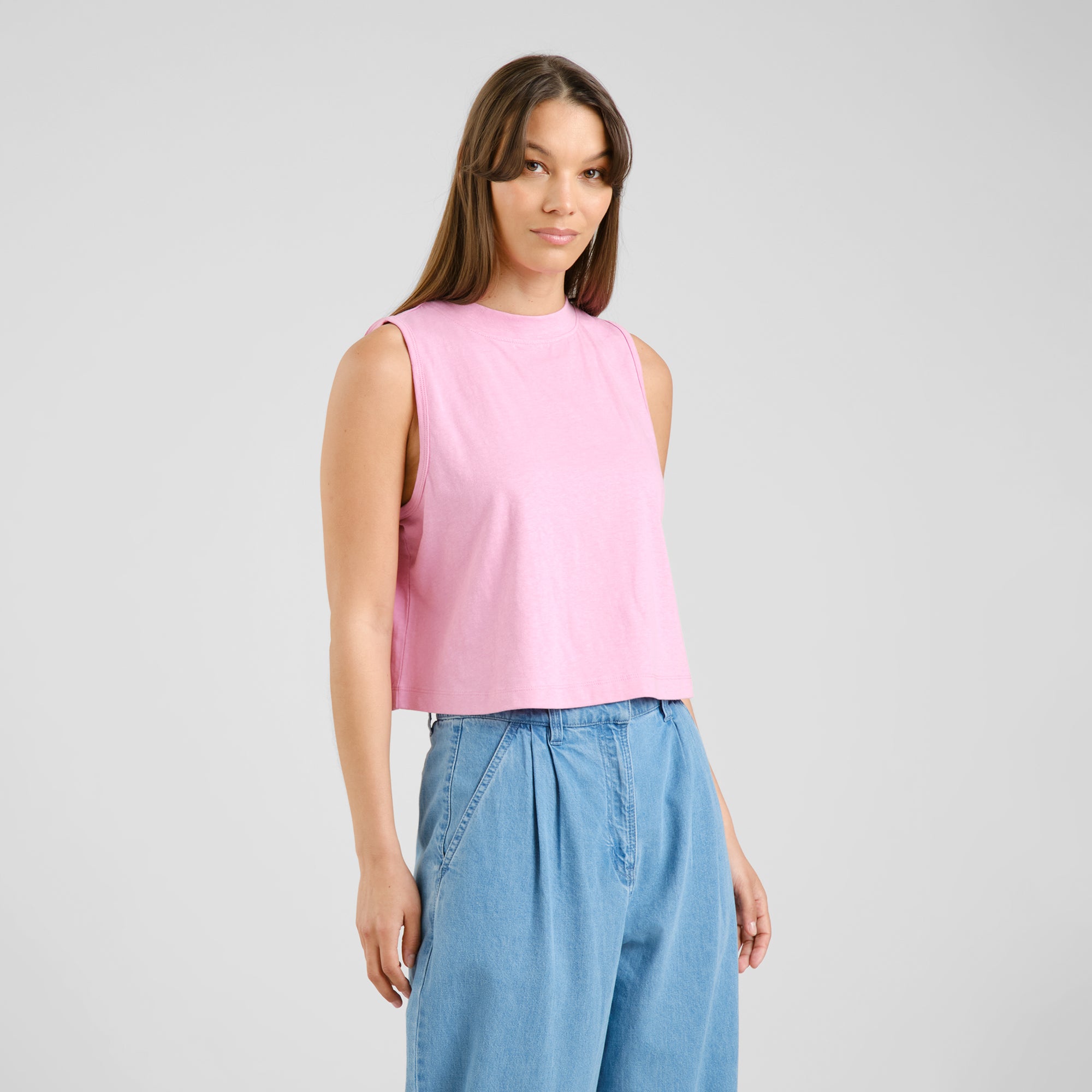 Crop-Top Namsos in pink made of organic cotton and hemp by Dedicated