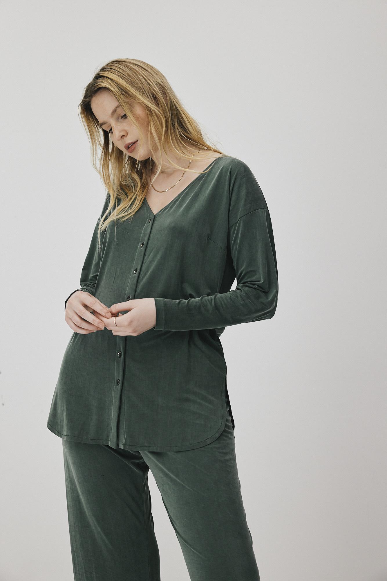Blouse en cupro verte de MOYA KALA