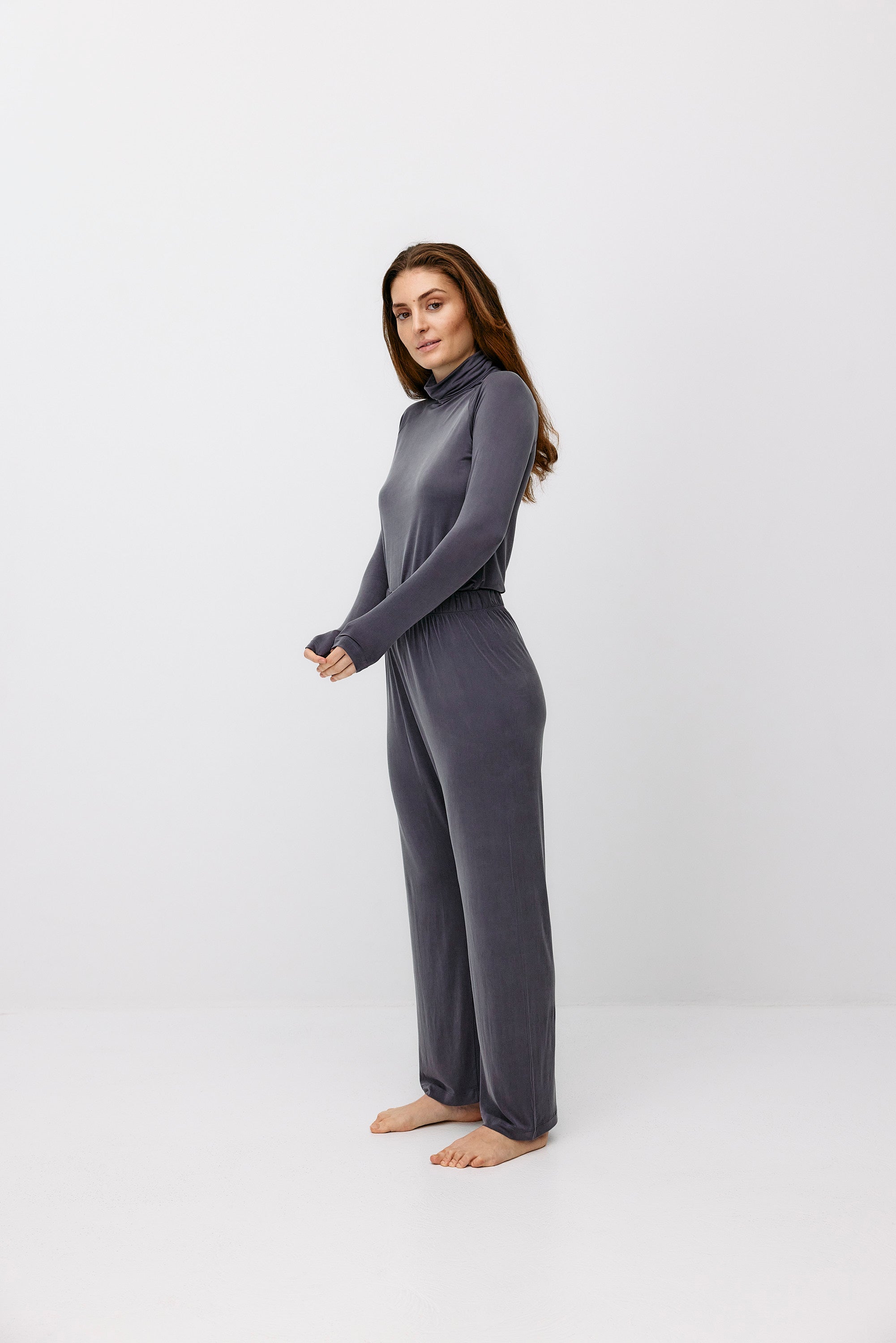 Cupro Tube Neck - lila grey von Moya Kala