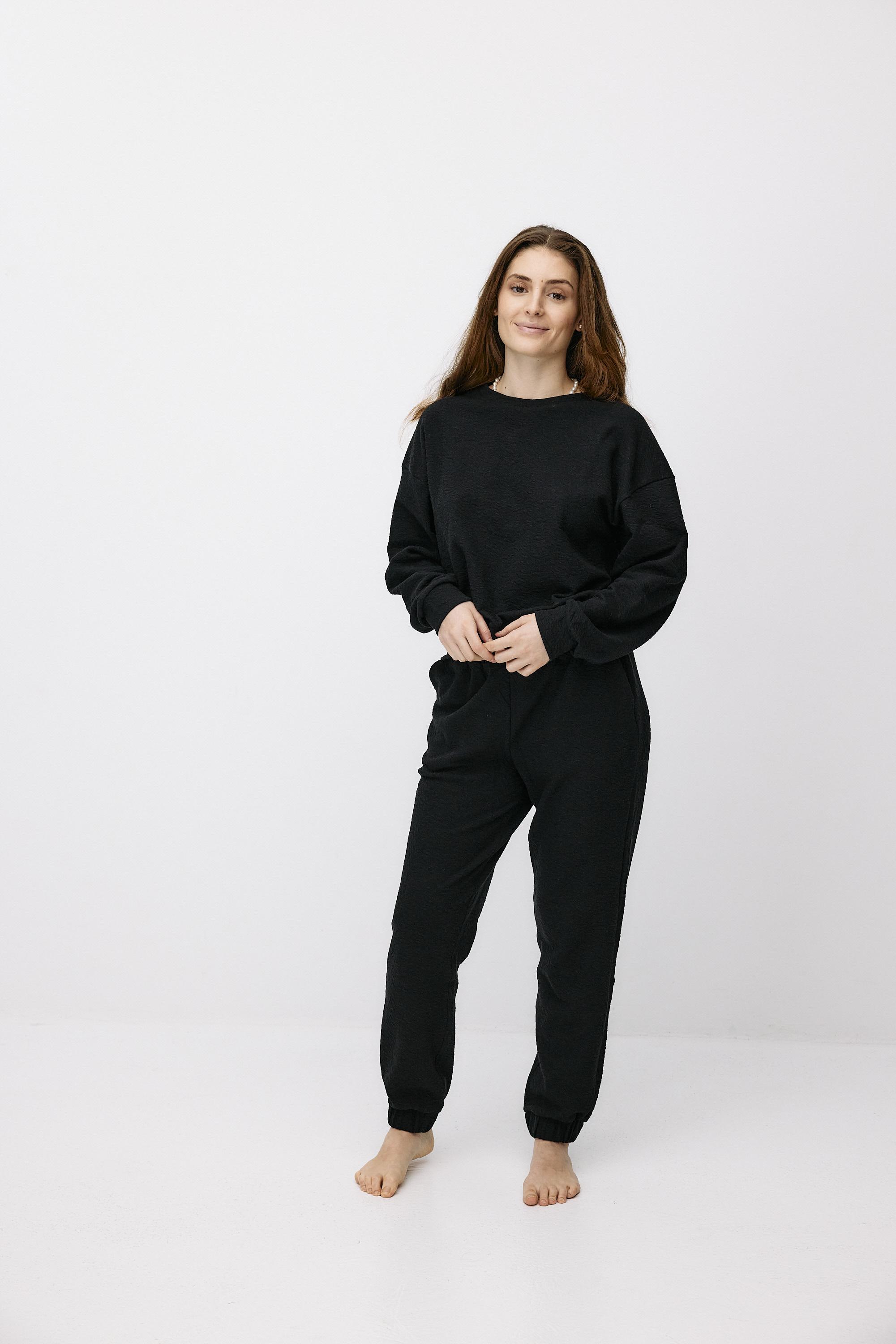 Botanic Sweater - black intense von Moya Kala