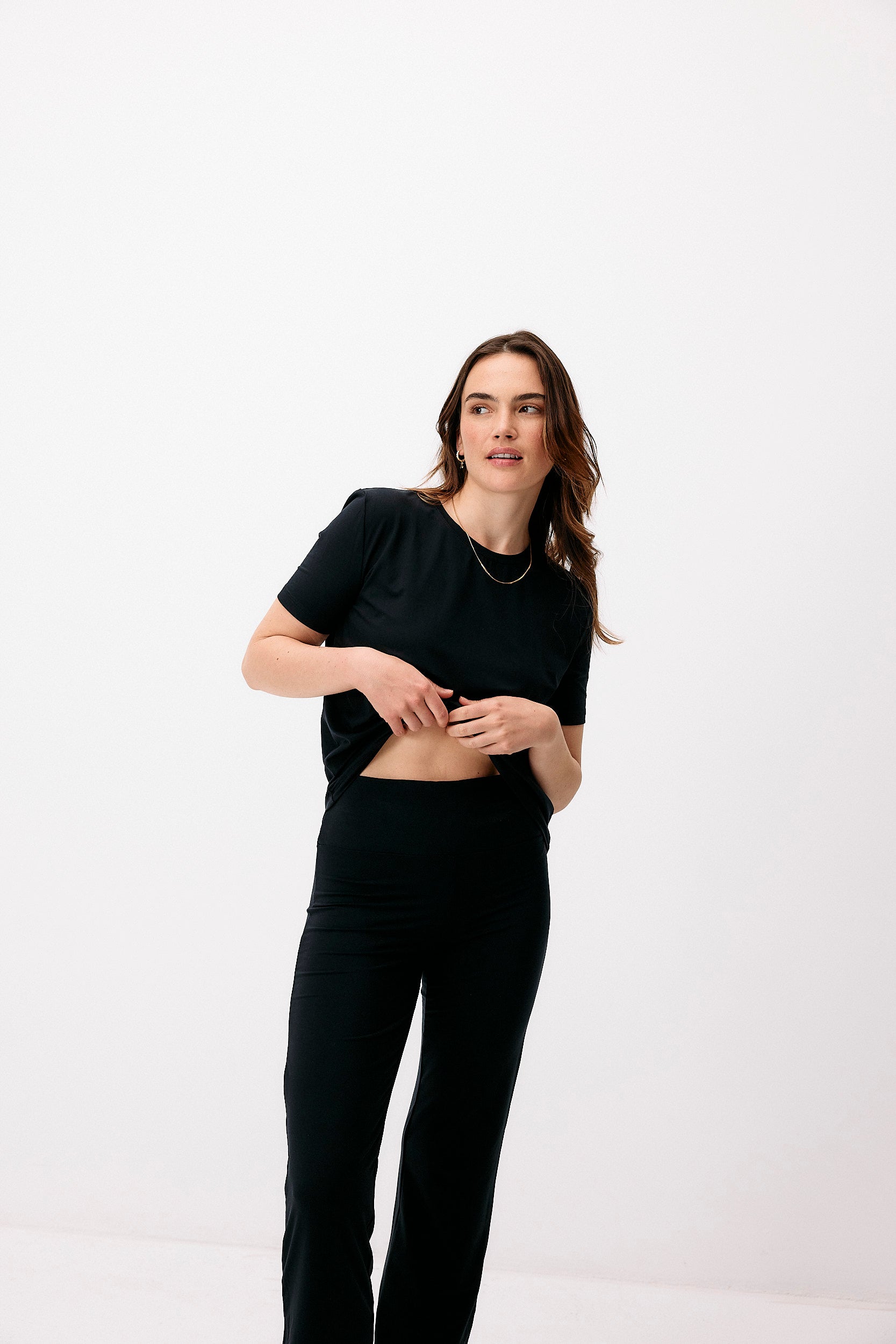 Schwarzes T-Shirt Neo Classic aus Lenzing von Moya Kala