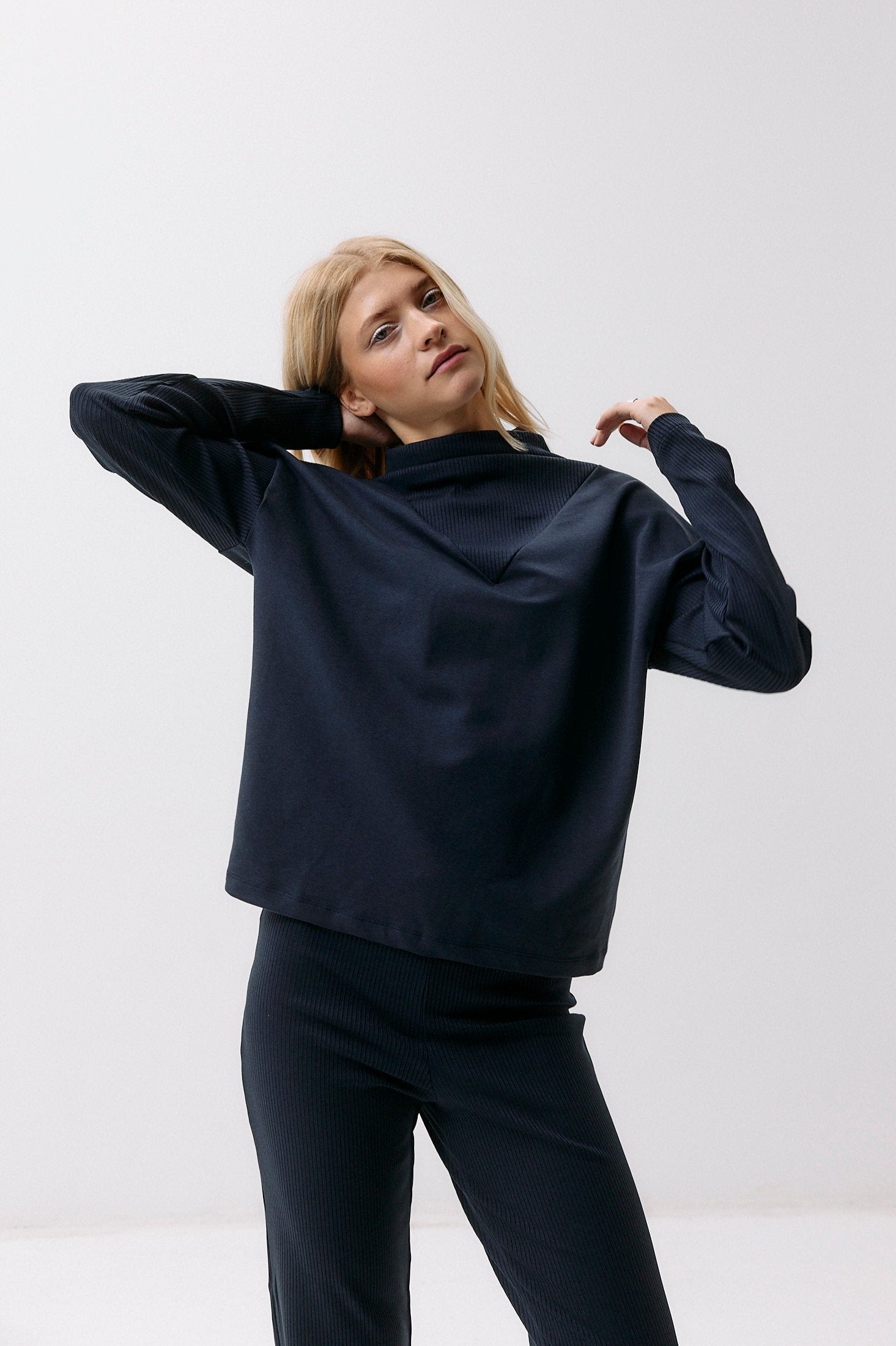 Formal Rib Sweater - blue note von Moya Kala