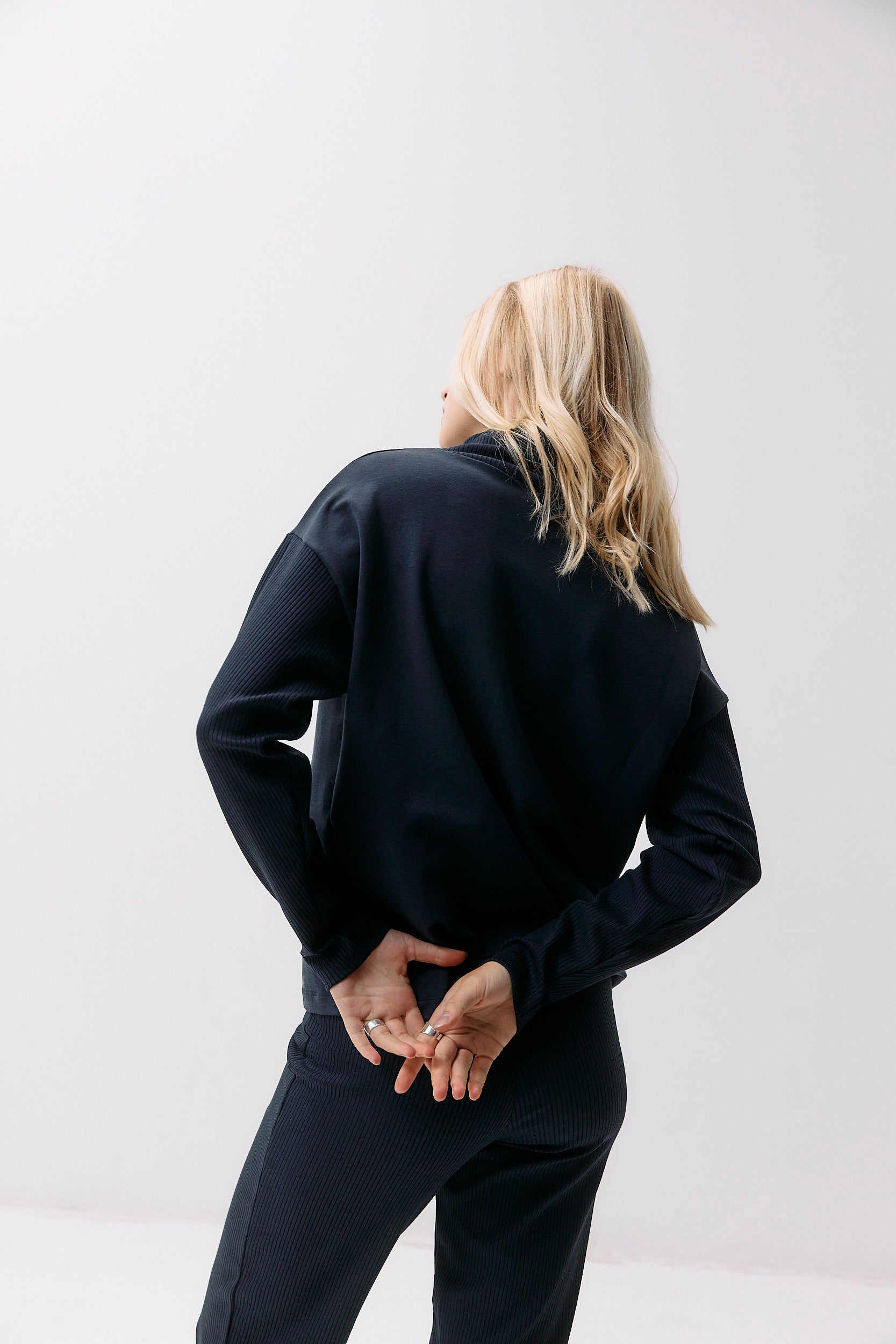 Formal Rib Sweater - blue note von Moya Kala