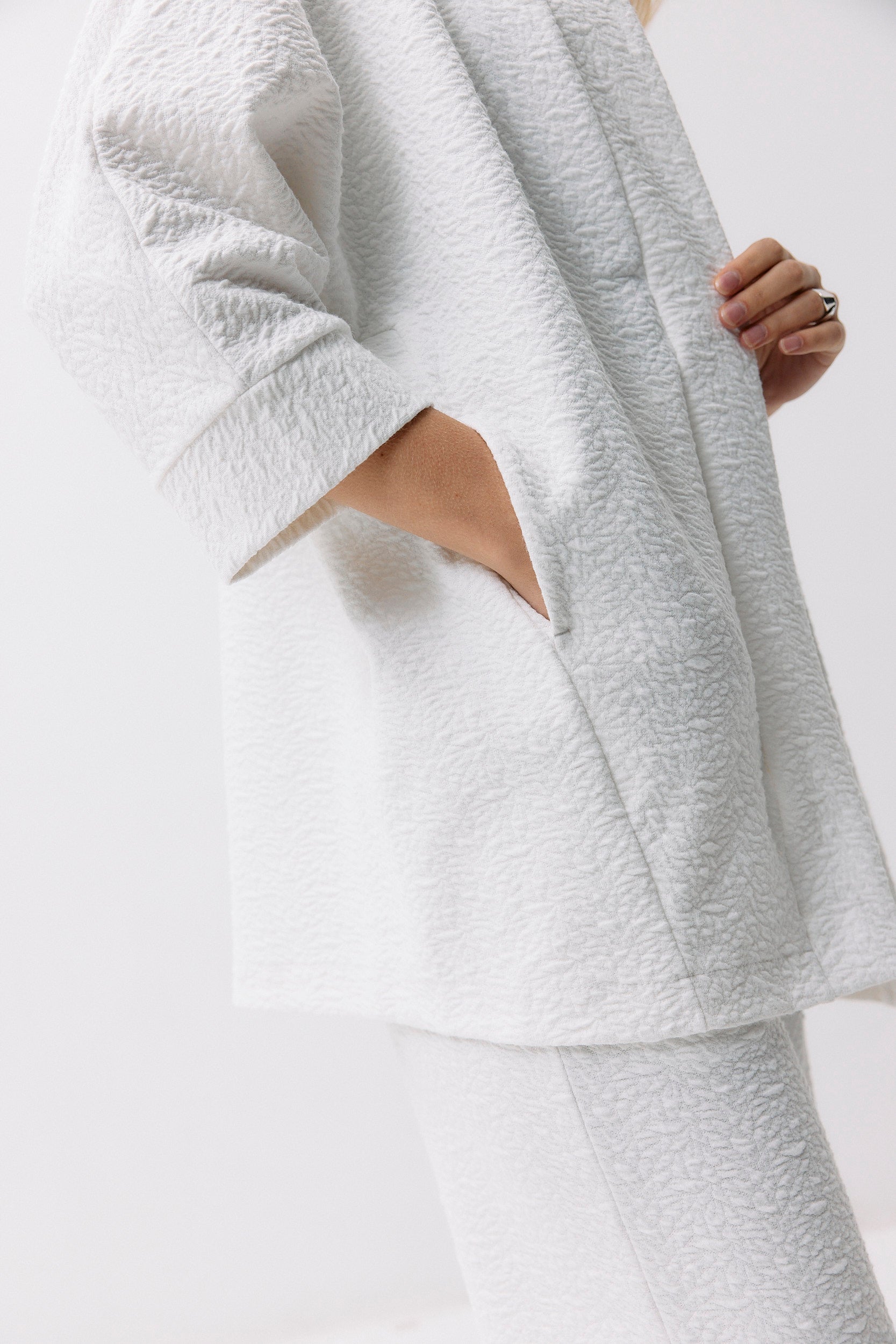 Botanic Jacket - vanilla white aus Bio Baumwolle mit Brennessel-Anteil von Moya Kala