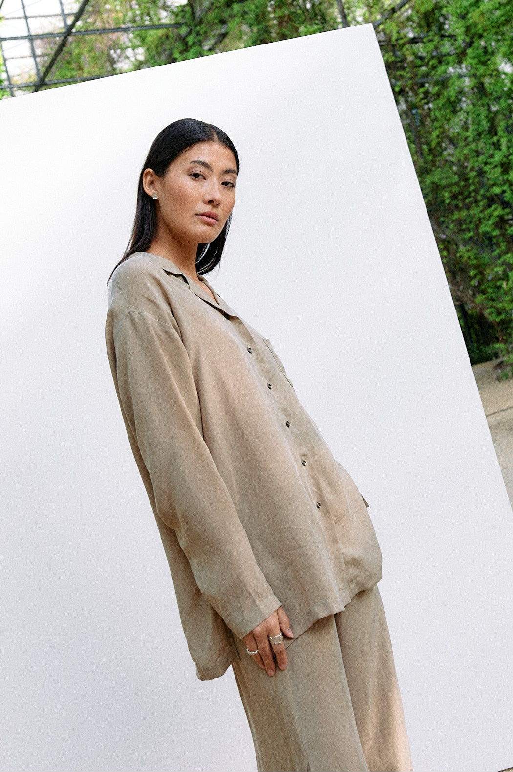 Woven Cupro Blouse - coriander - von Moya Kala