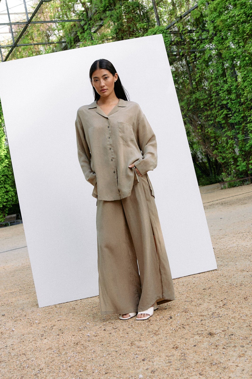 Woven Cupro Blouse - coriander - von Moya Kala