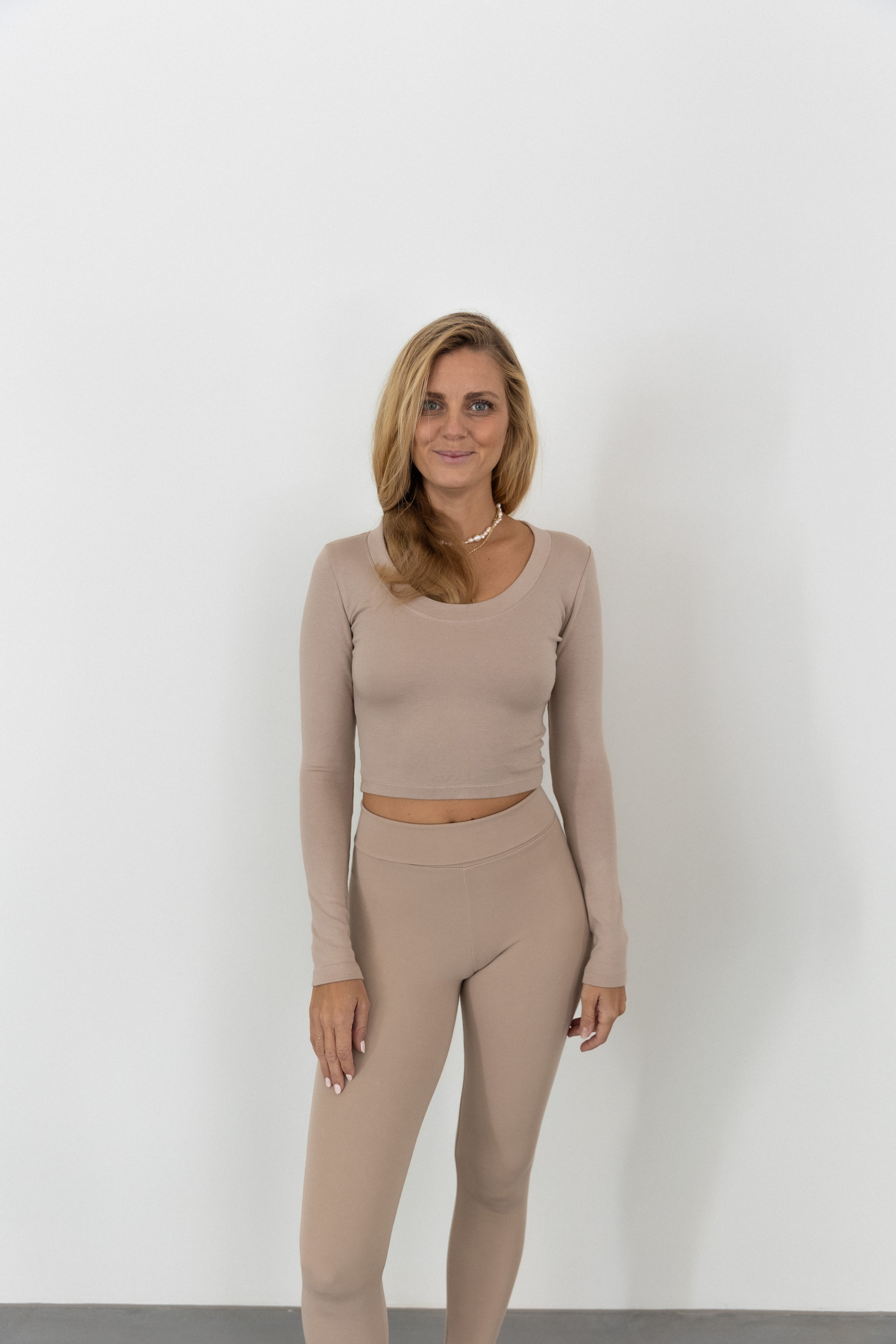 Beiges langärmliges Shirt aus Tencel & Bio-Baumwolle von PURA Clothing