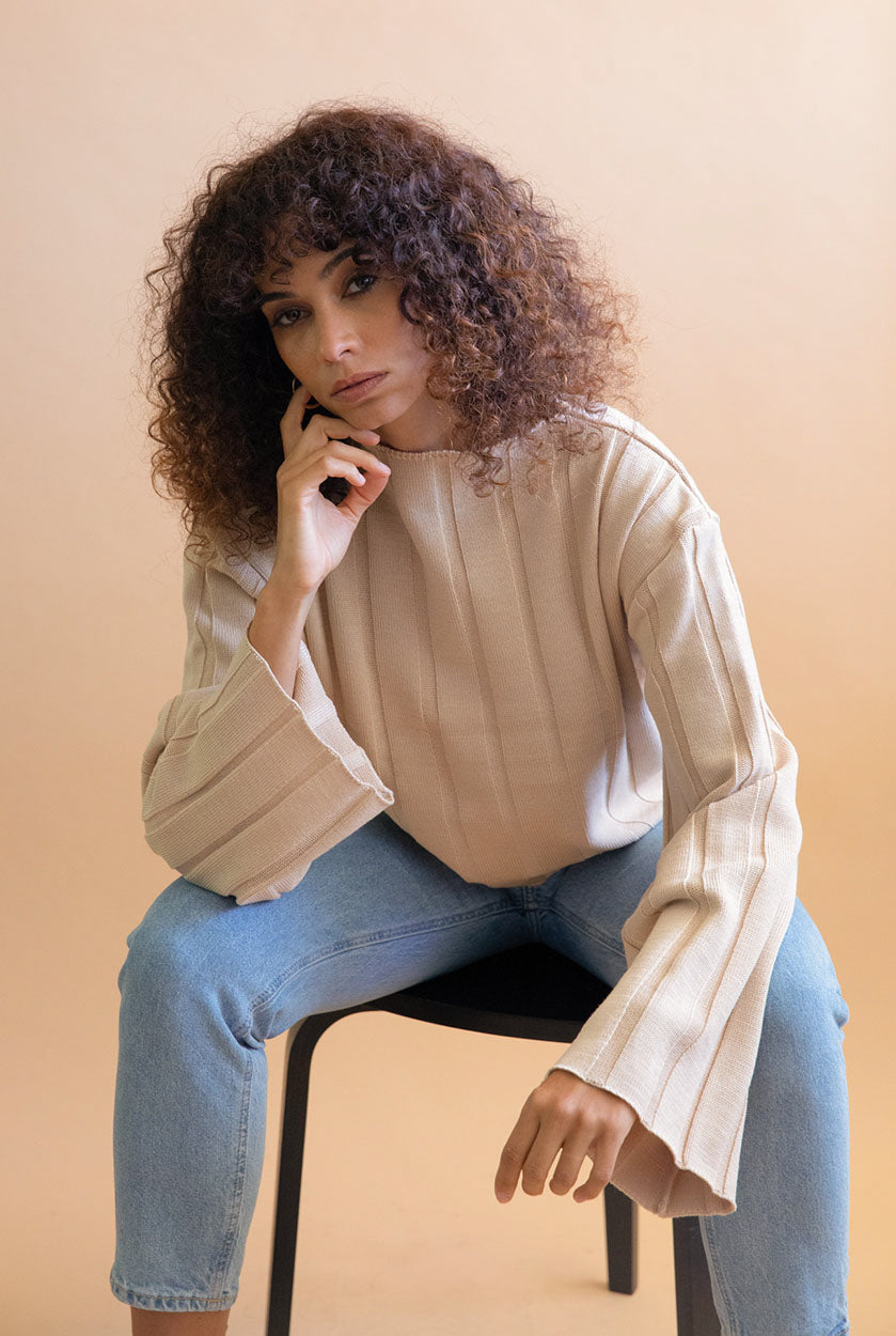 Beige sweater Nashi made of 100% merino wool by Avani