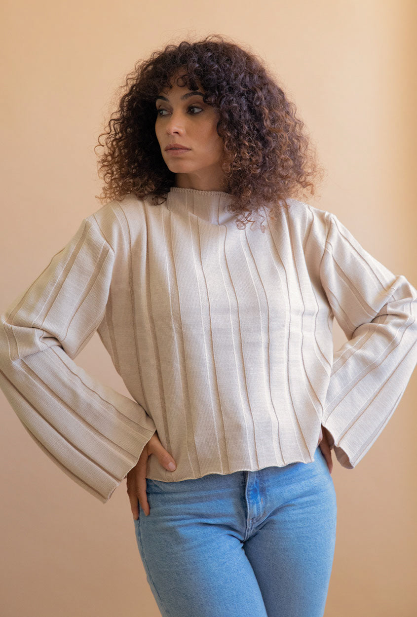 Beige sweater Nashi made of 100% merino wool by Avani
