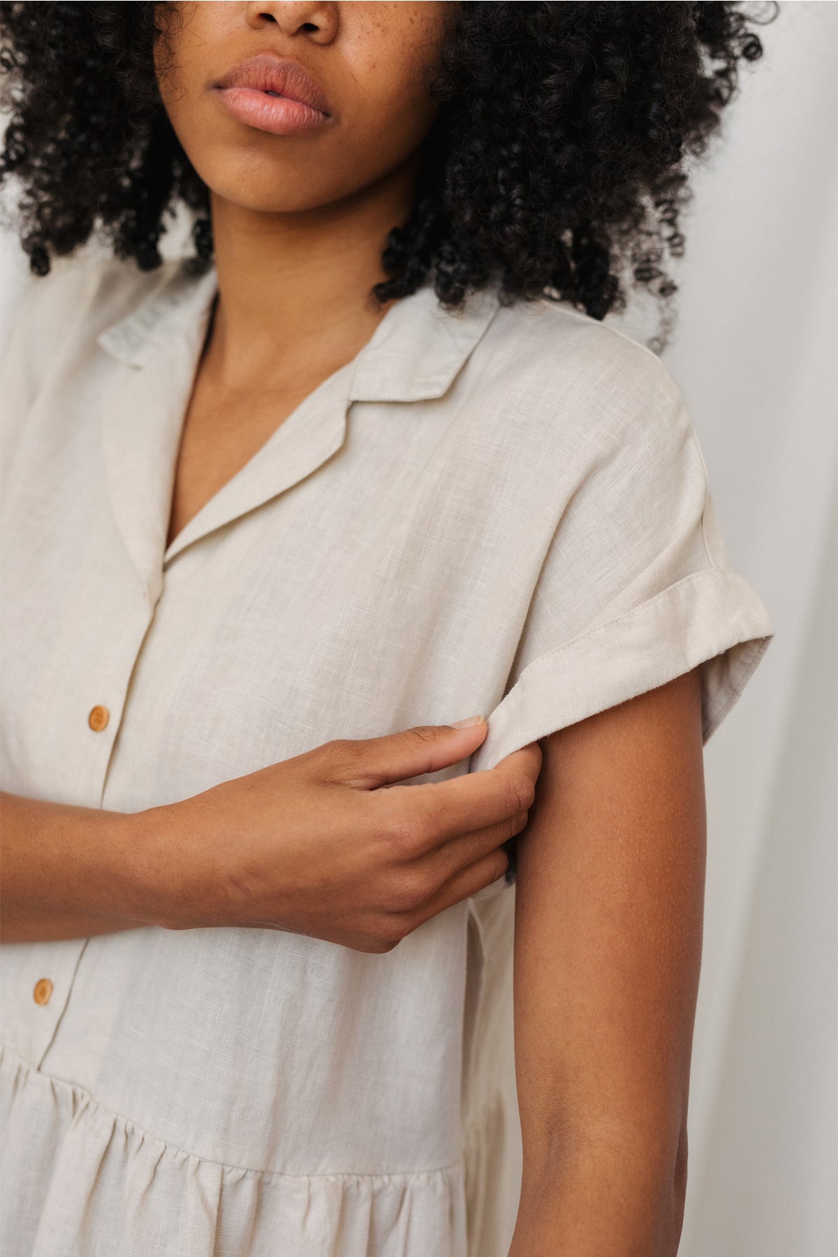 Leinenkleid WIESE in beige von TWOTHIRDS