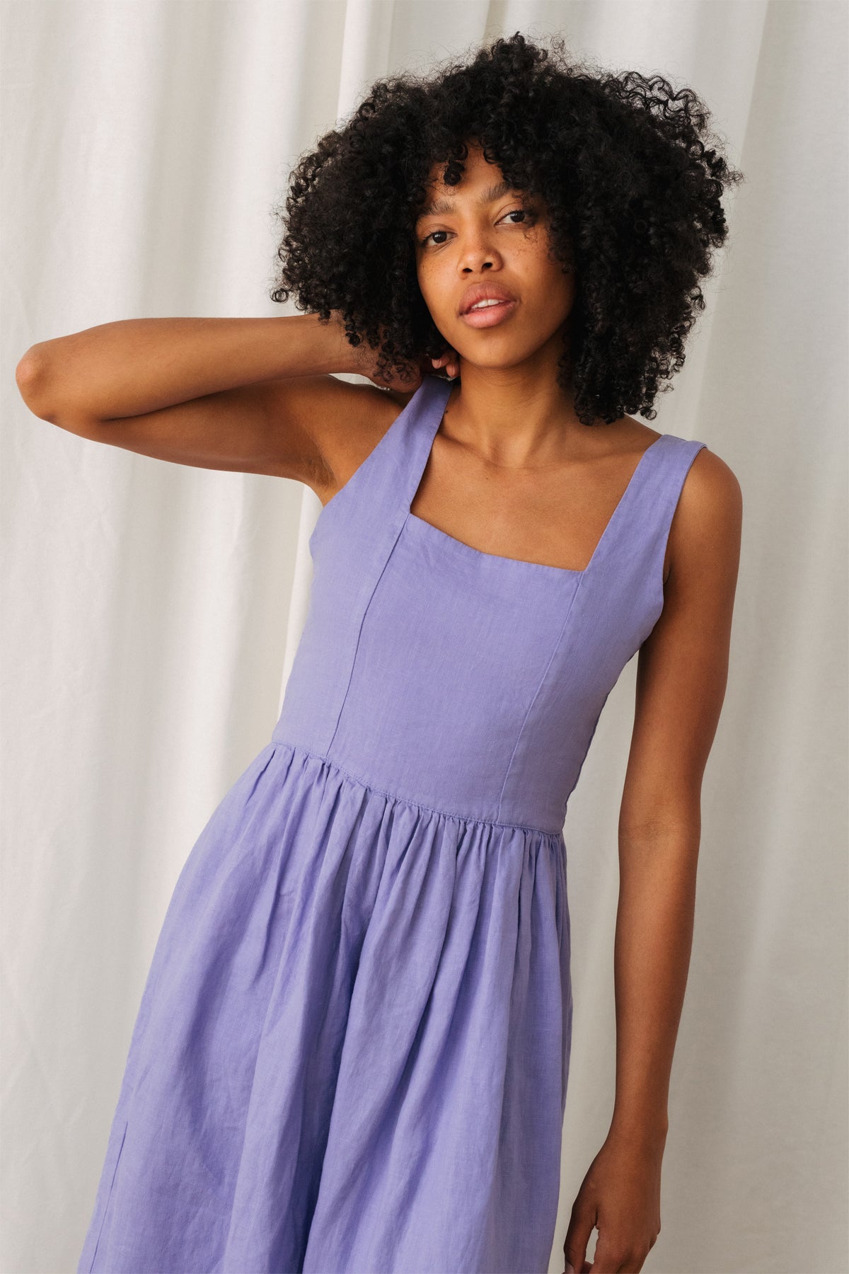 Linen dress SAO MIGUEL in purple from TWOTHIRDS