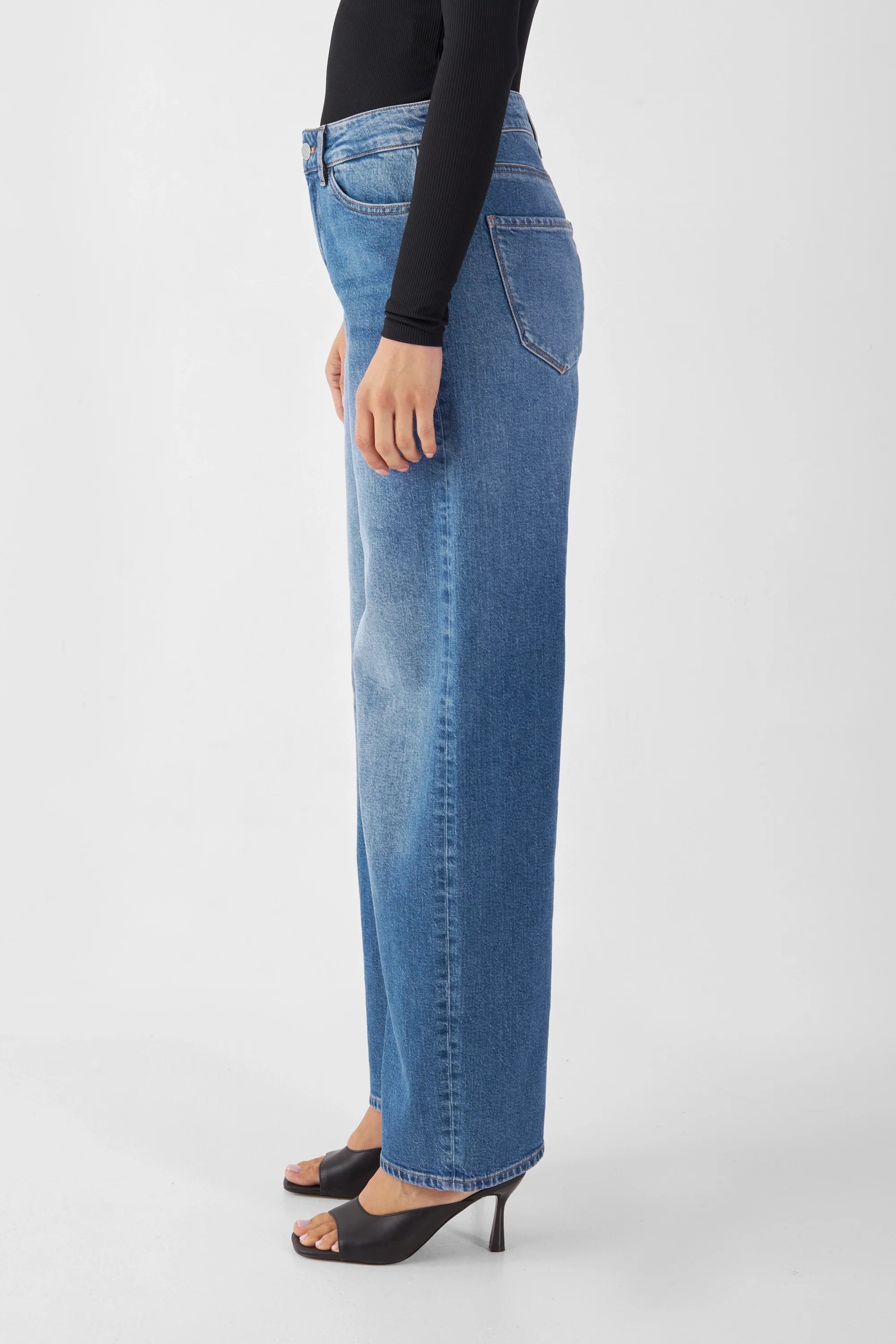 Blue ASH Barrel Leg jeans made from organic cotton by Dawn Denim