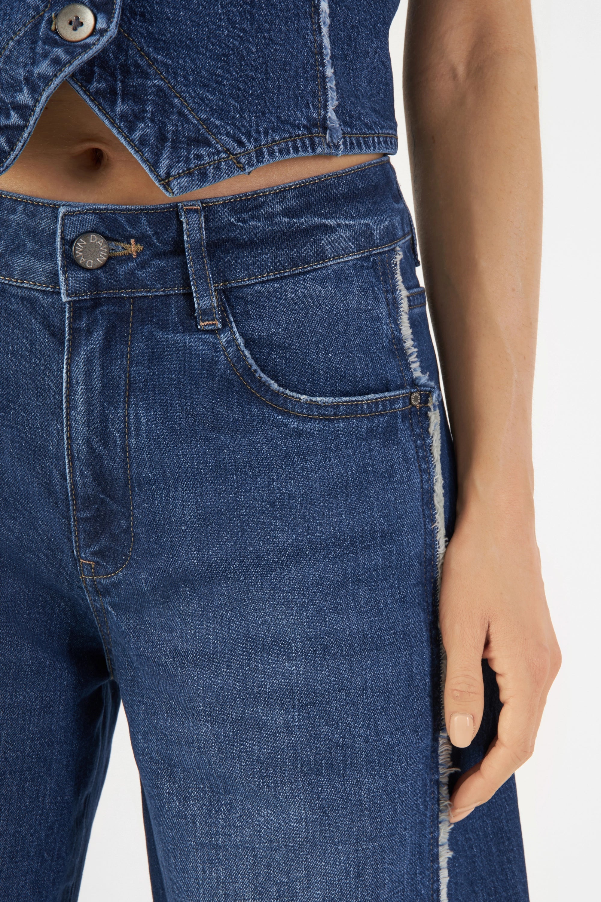 Dunkelblaue Jeans ASH Barrel Leg aus Bio-Baumwolle von Dawn Denim