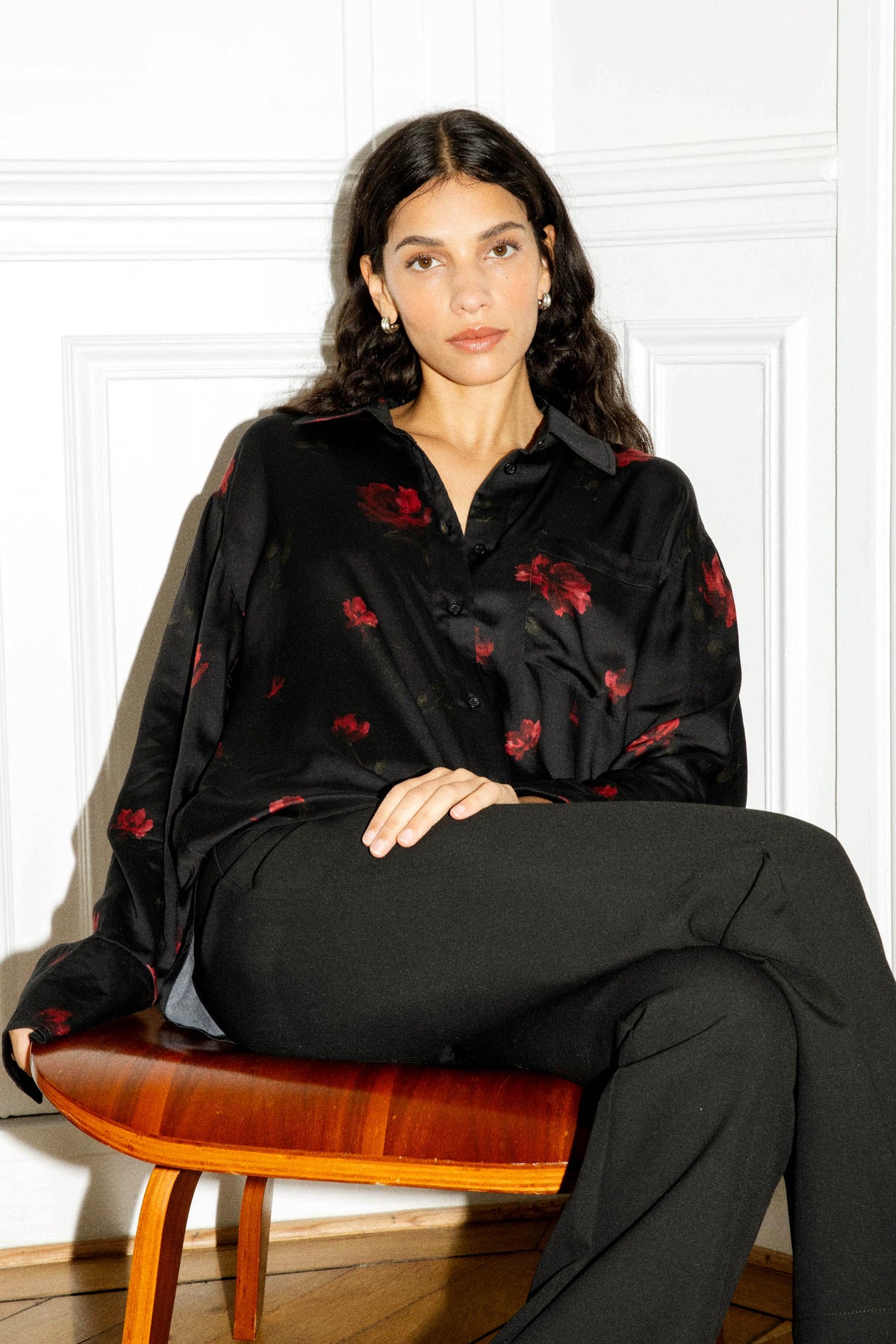Schwarzes Hemd Kauri oversize aus 100% ECOVERO™-Viskose von Avani
