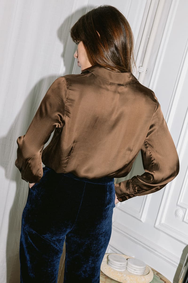 Braune Bluse Kauri aus 100% Viskose von Avani